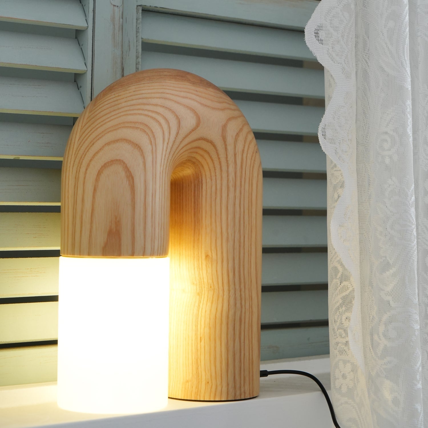 Contemporary Arch Wood LED Table Lamp Minimalist U Shaped Desk Light for Home and Office