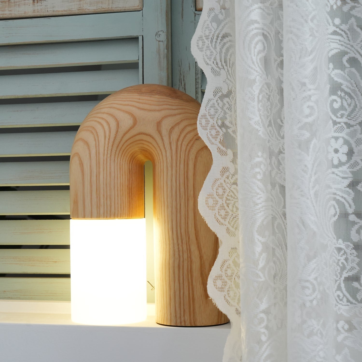Contemporary Arch Wood LED Table Lamp Minimalist U Shaped Desk Light for Home and Office