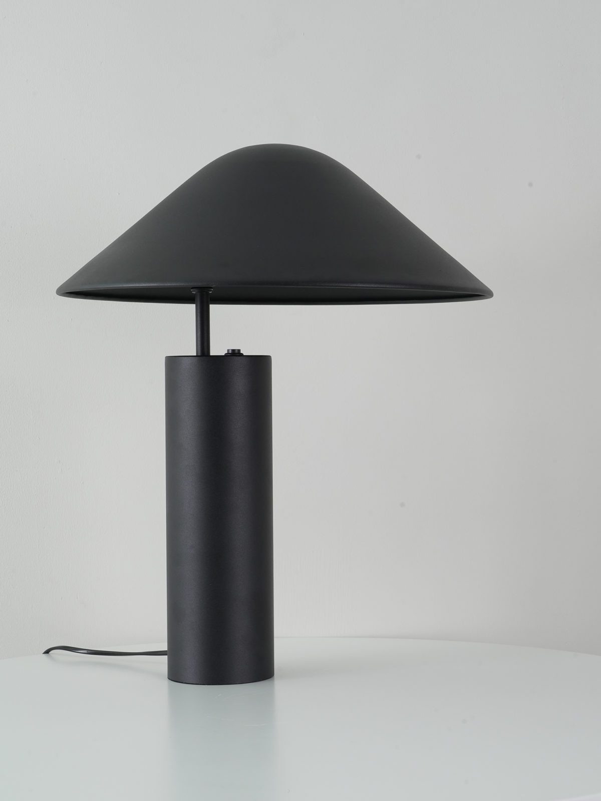 modern-metal-damo-simple-table-lamp-with-adjustable-shade-for-contemporary-home-lighting
