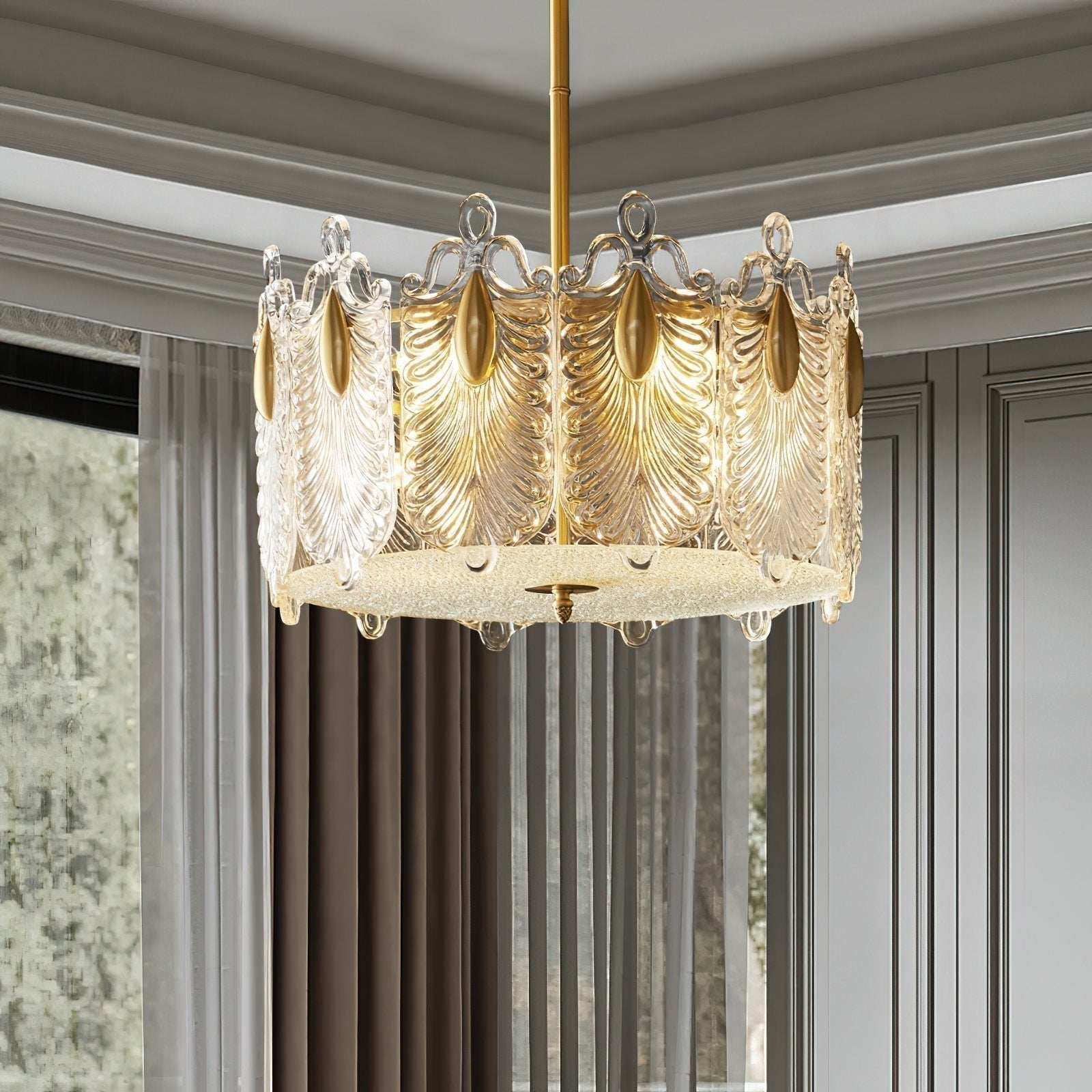 elegant-gold-patterned-glass-petal-round-chandelier-with-hand-formed-glass
