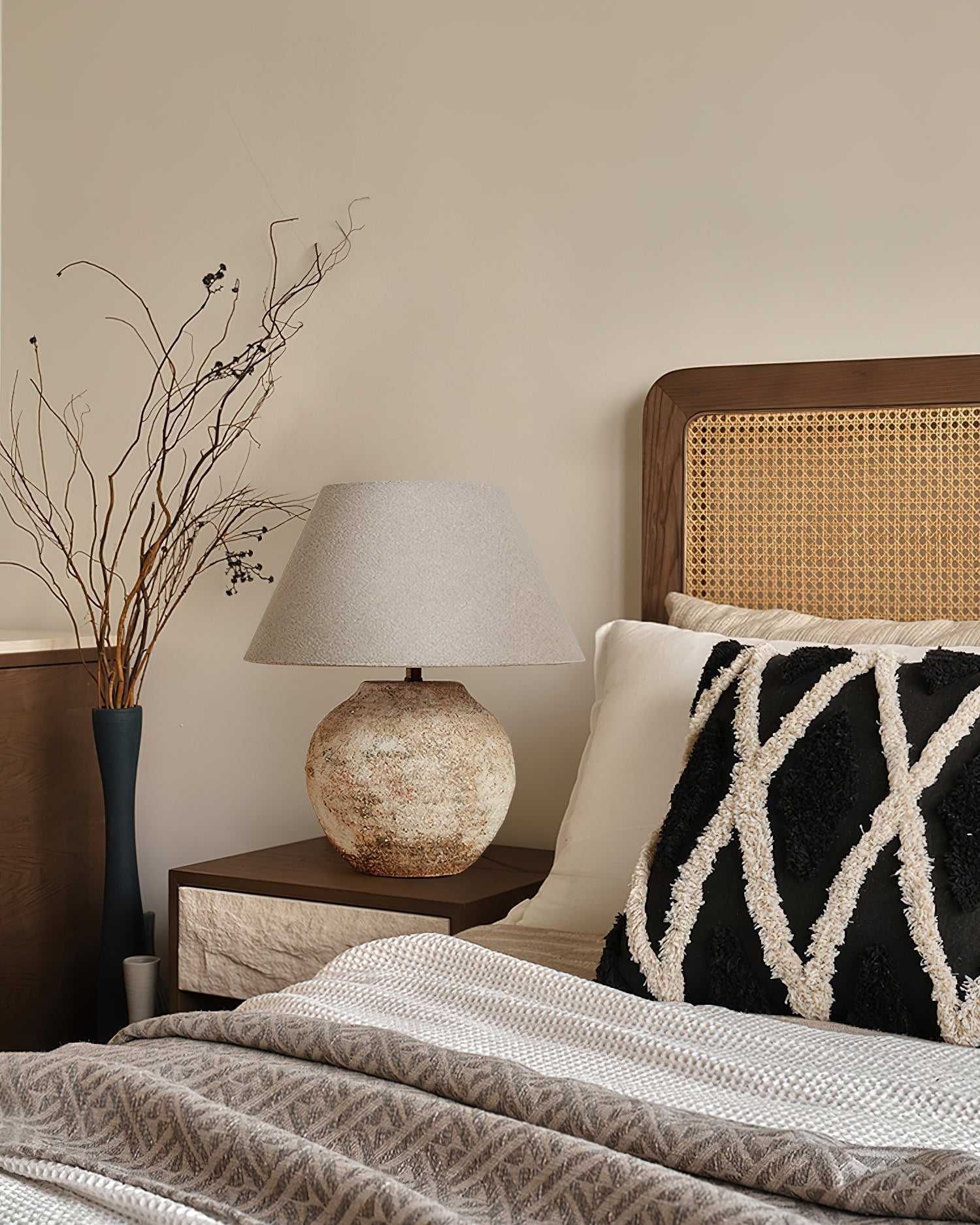 Textured Desert Sand Ceramic Table Lamp with Beige Fabric Shade for Modern Home Decor