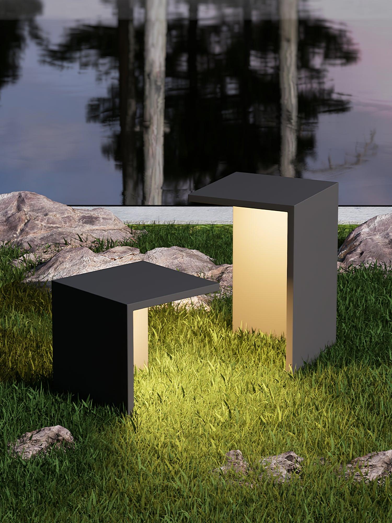 Modern Outdoor LED Landscape Light Stainless Steel Waterproof Garden Post Lamp