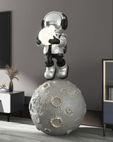 Modern Astronaut Diver LED Floor Lamp with Built-in Battery for Creative Space Theme Decor