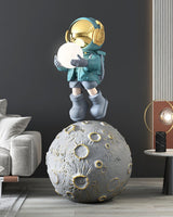 Modern Astronaut Diver LED Floor Lamp with Built-in Battery for Creative Space Theme Decor