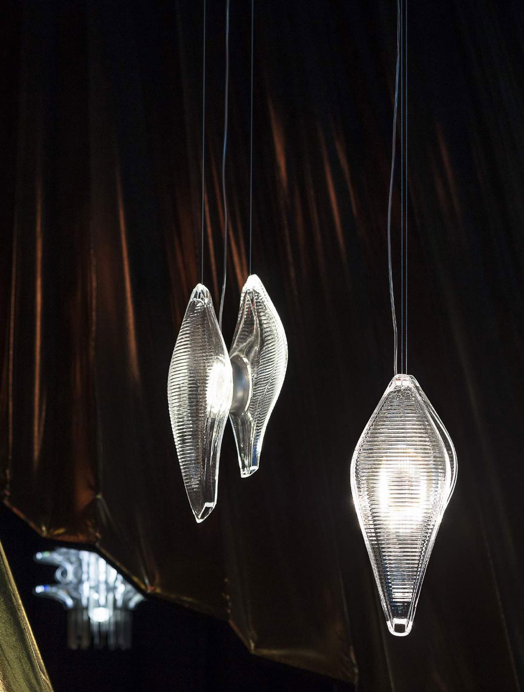 modern-asymmetrical-crystal-glass-pendant-light-for-luxury-kitchen-island-and-dining-areas
