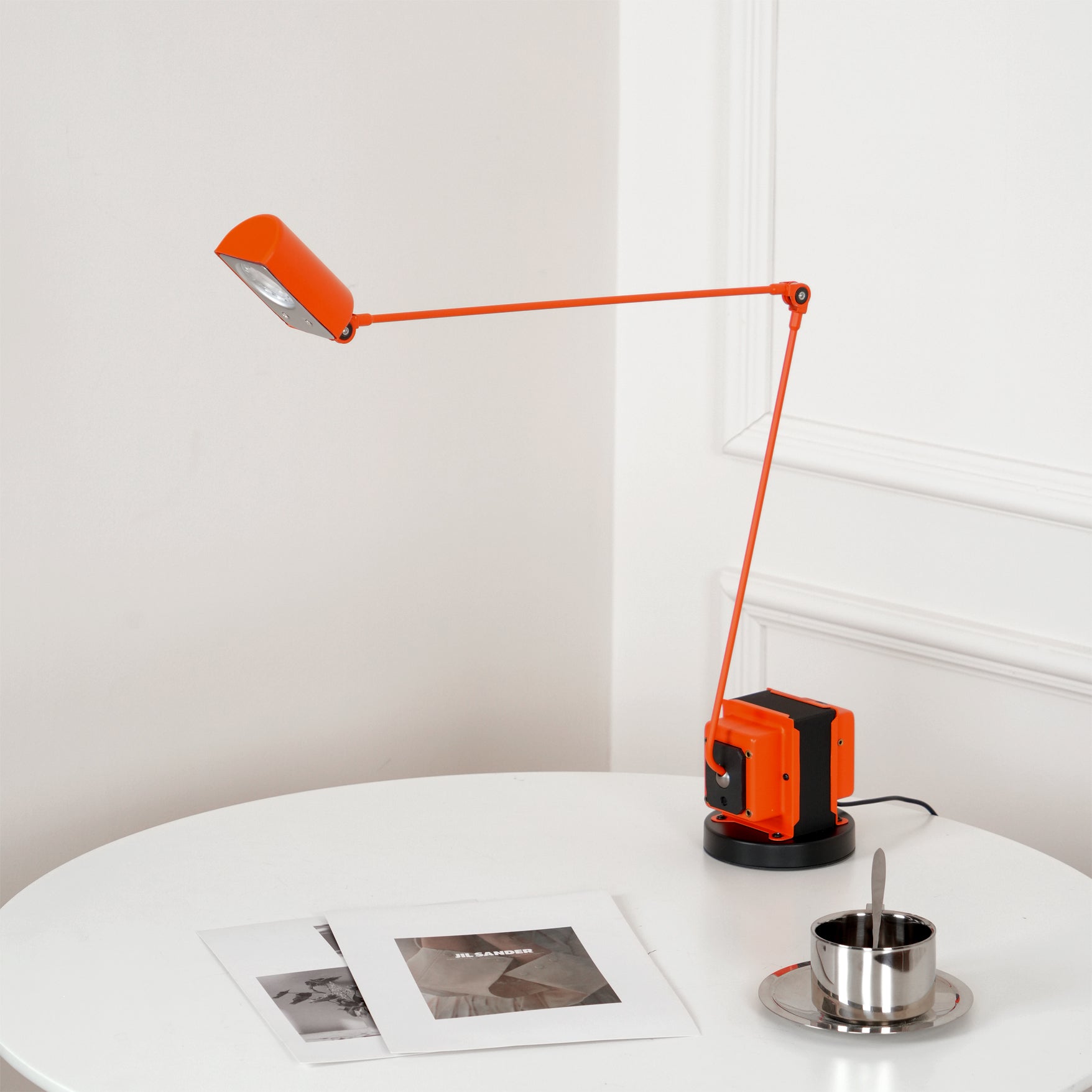 Dynamo Minimalist Adjustable LED Table Lamp Rotating Metal Desk Light for Modern Bedroom Office