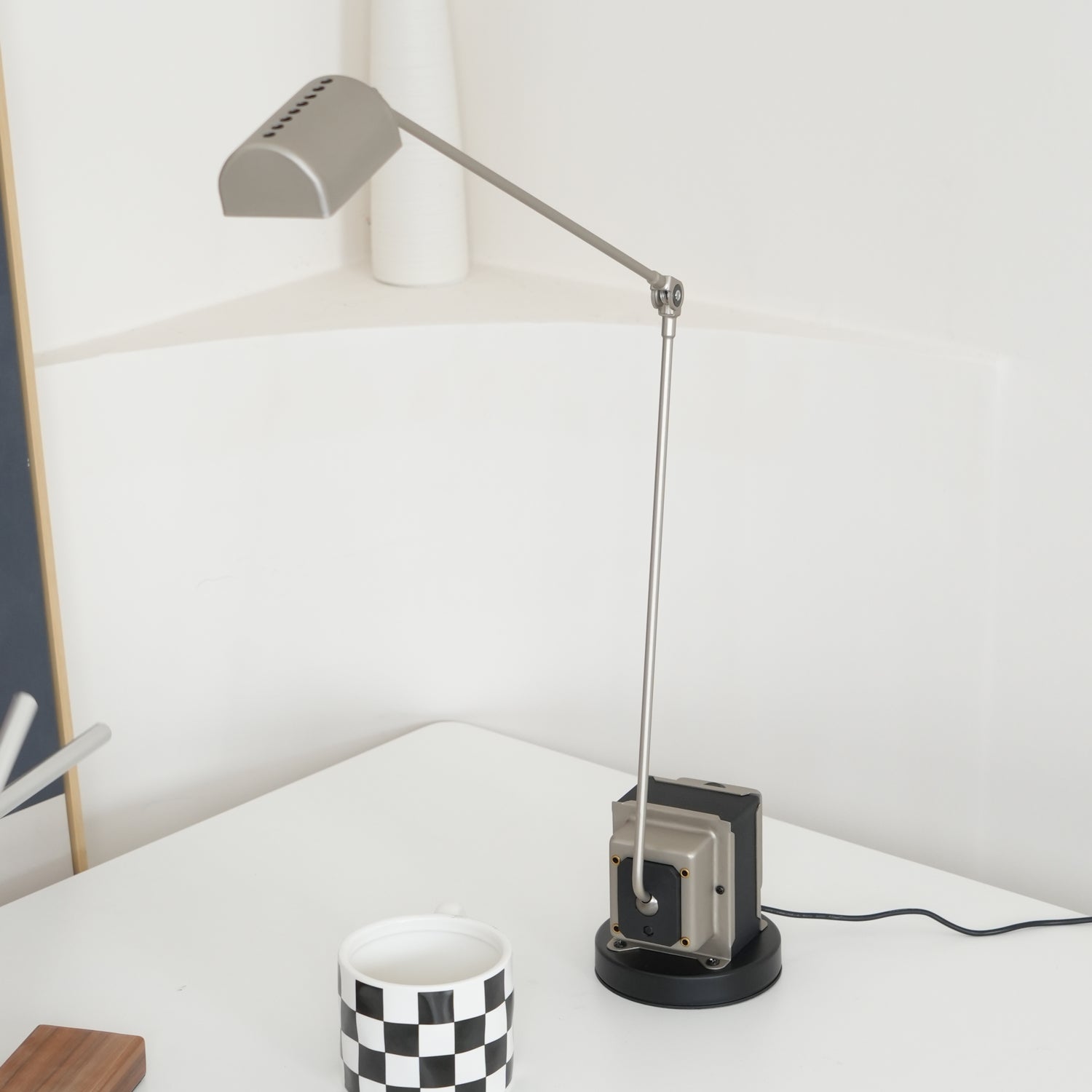 Dynamo Minimalist Adjustable LED Table Lamp Rotating Metal Desk Light for Modern Bedroom Office