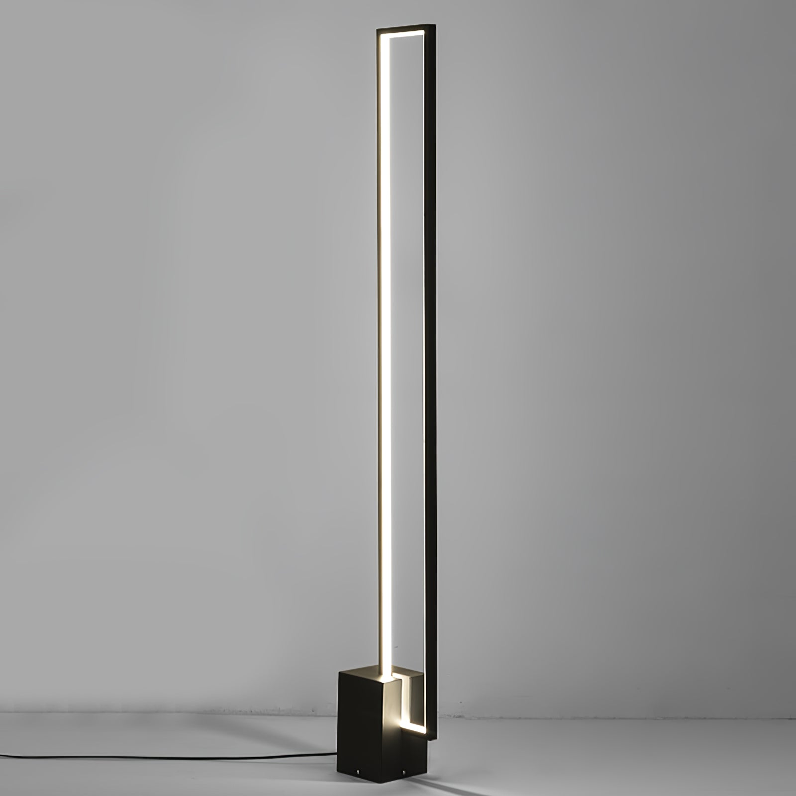 Minimalist Linear LED Standing Floor Lamp for Modern Living Room and Bedroom Reading