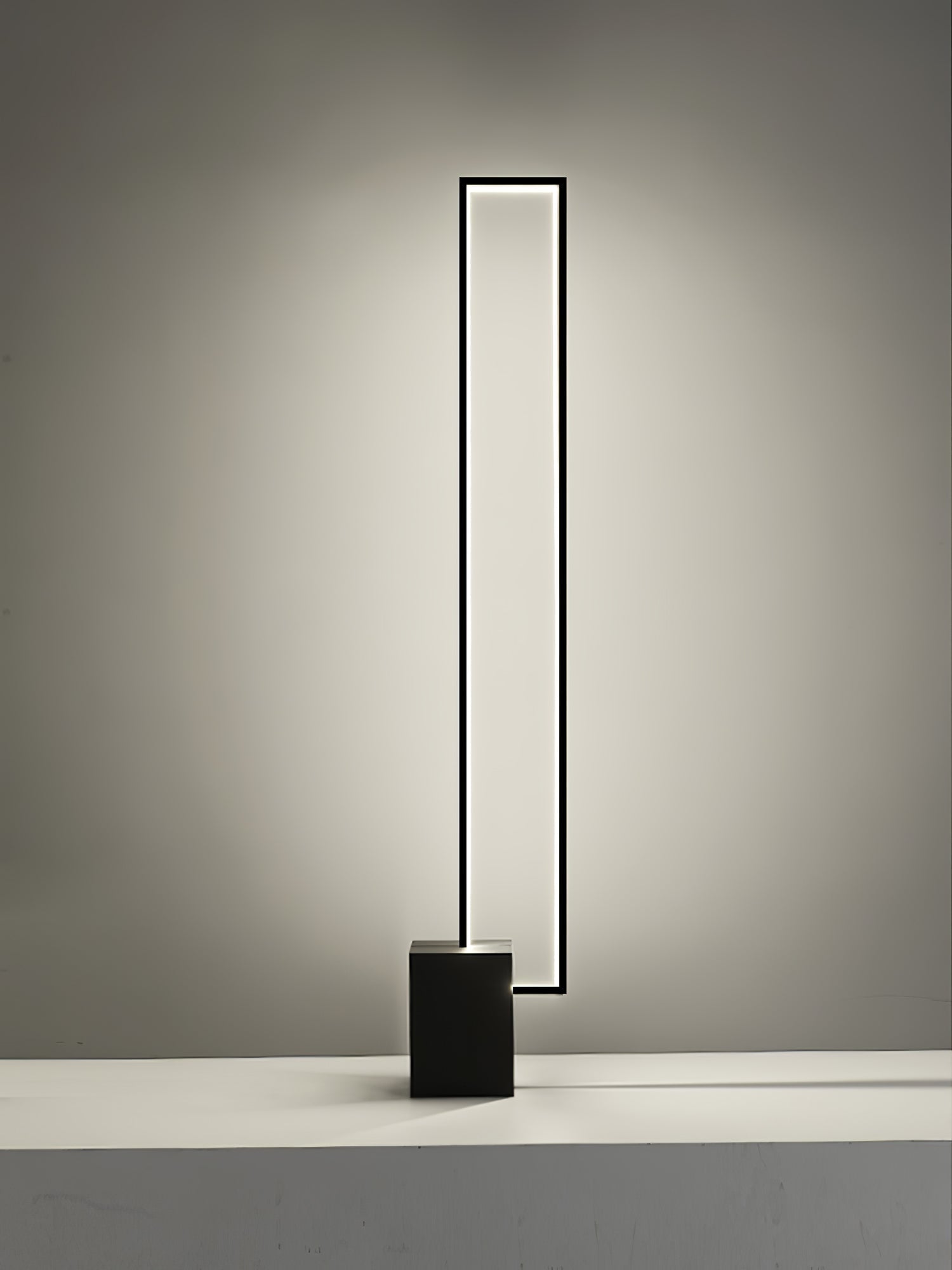 Minimalist Linear LED Standing Floor Lamp for Modern Living Room and Bedroom Reading