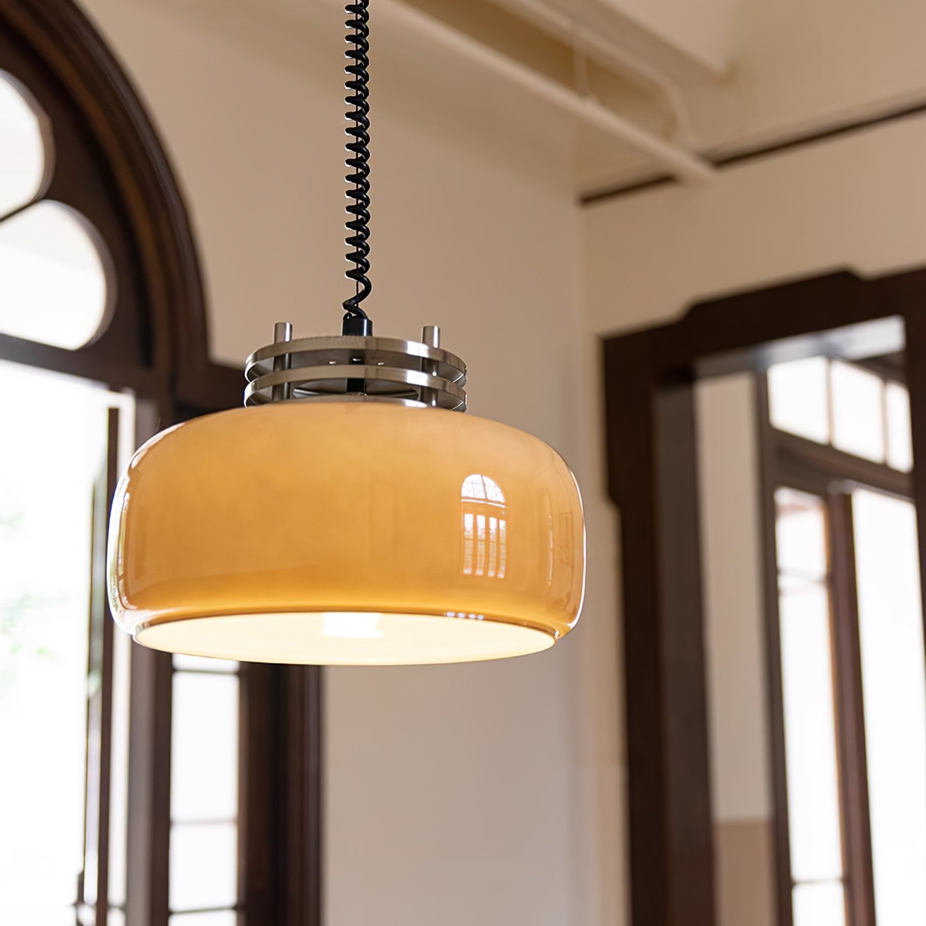 bauhaus-egg-tart-glass-pendant-light-modern-industrial-hanging-ceiling-lamp-for-dining-room