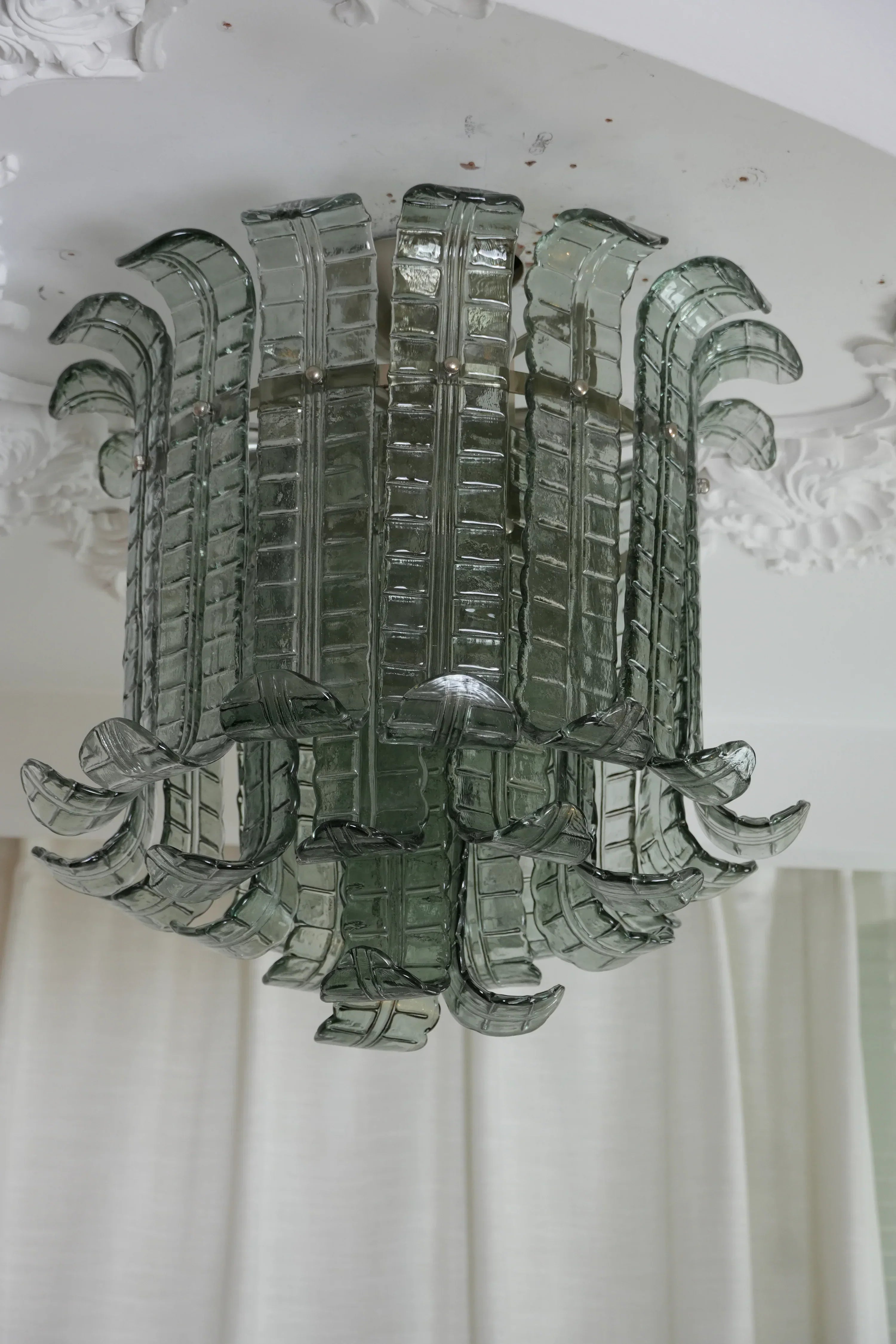 handcrafted-green-murano-leaf-glass-flush-mount-ceiling-lamp-for-luxury-interiors