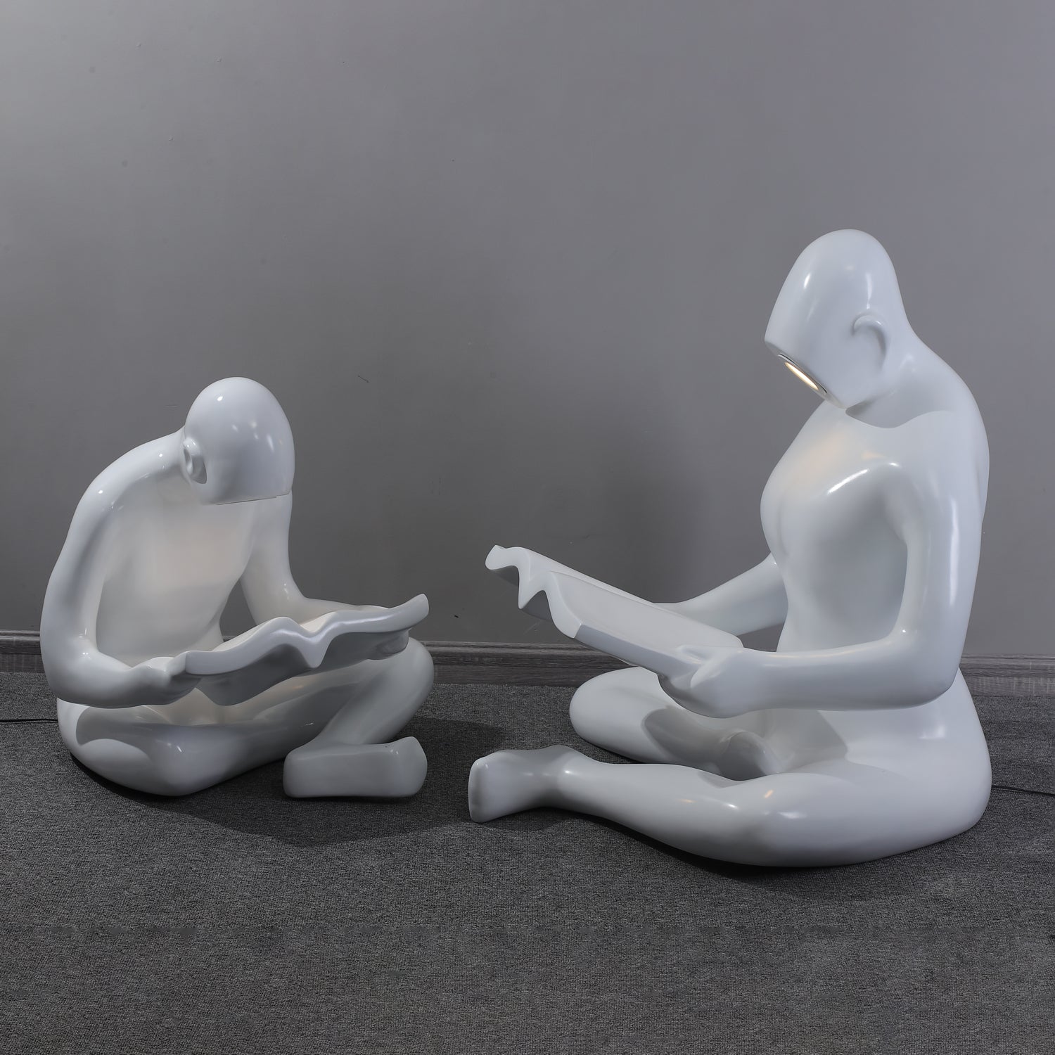 artistic-figurine-resin-floor-light-for-contemporary-interiors-and-reading-spaces