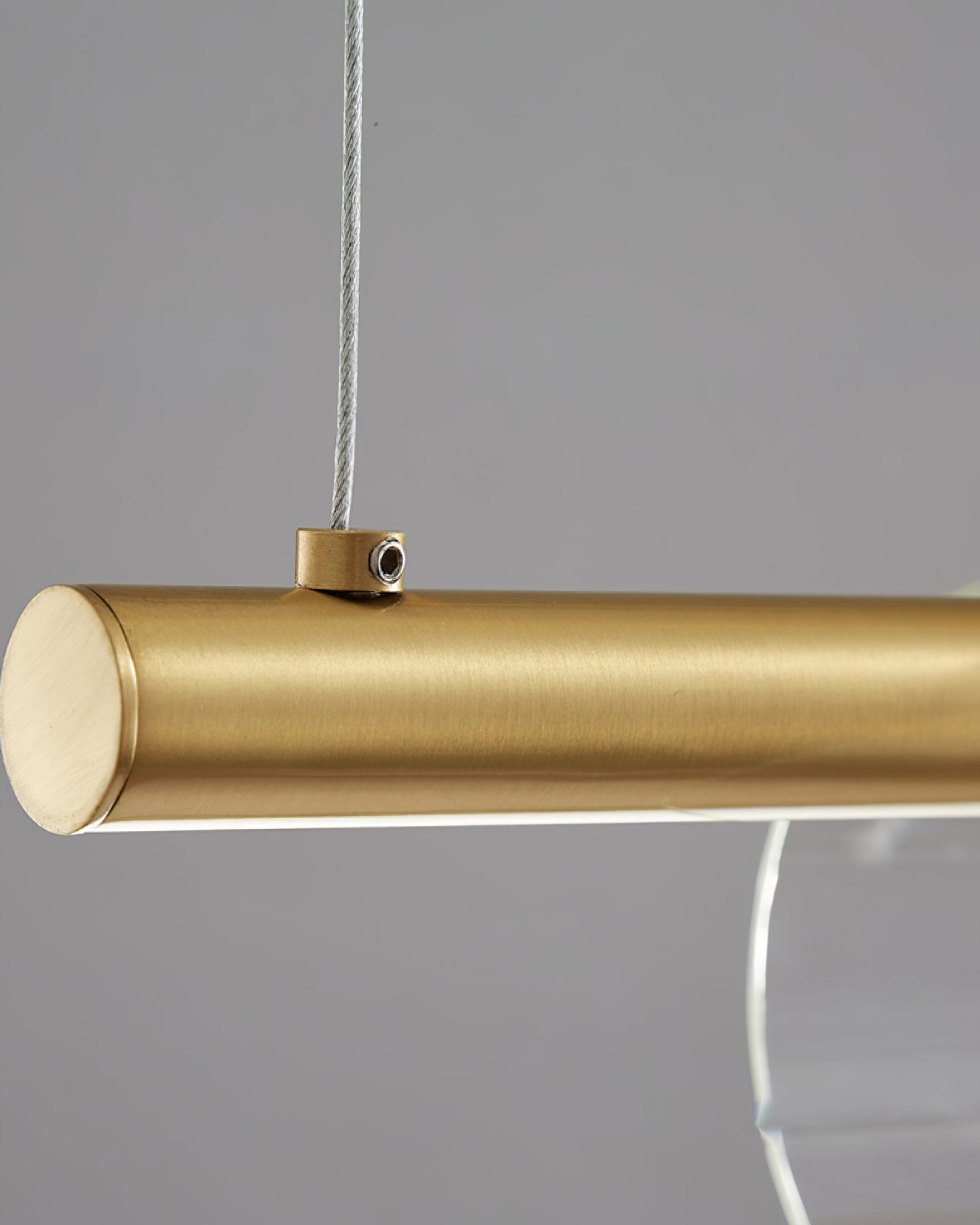 modern-esfera-linear-brass-and-glass-led-pendant-light-for-kitchen-island-and-dining-room