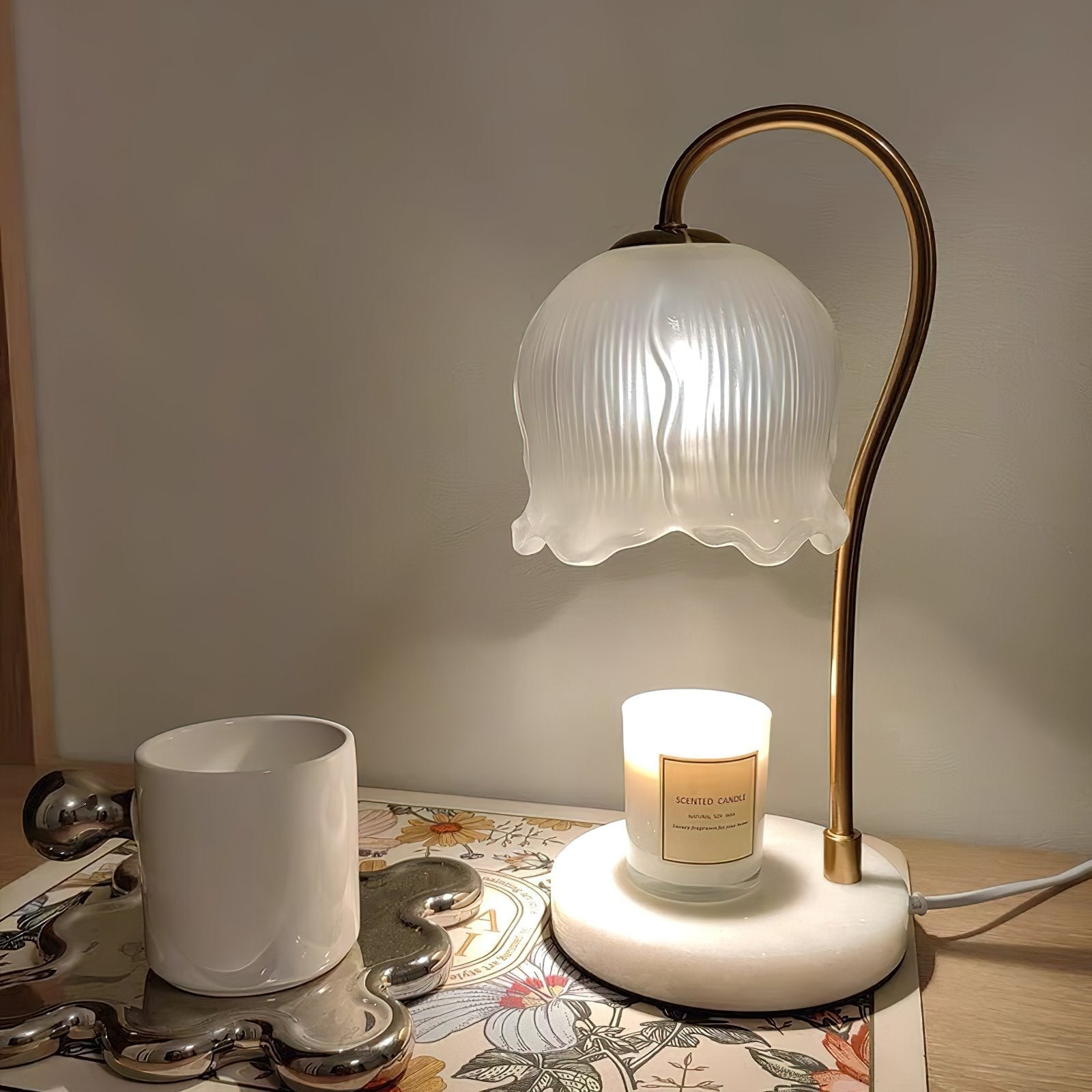 modern-floral-glass-table-lamp-with-marble-base-and-gold-metal-finish-for-bedside-decor