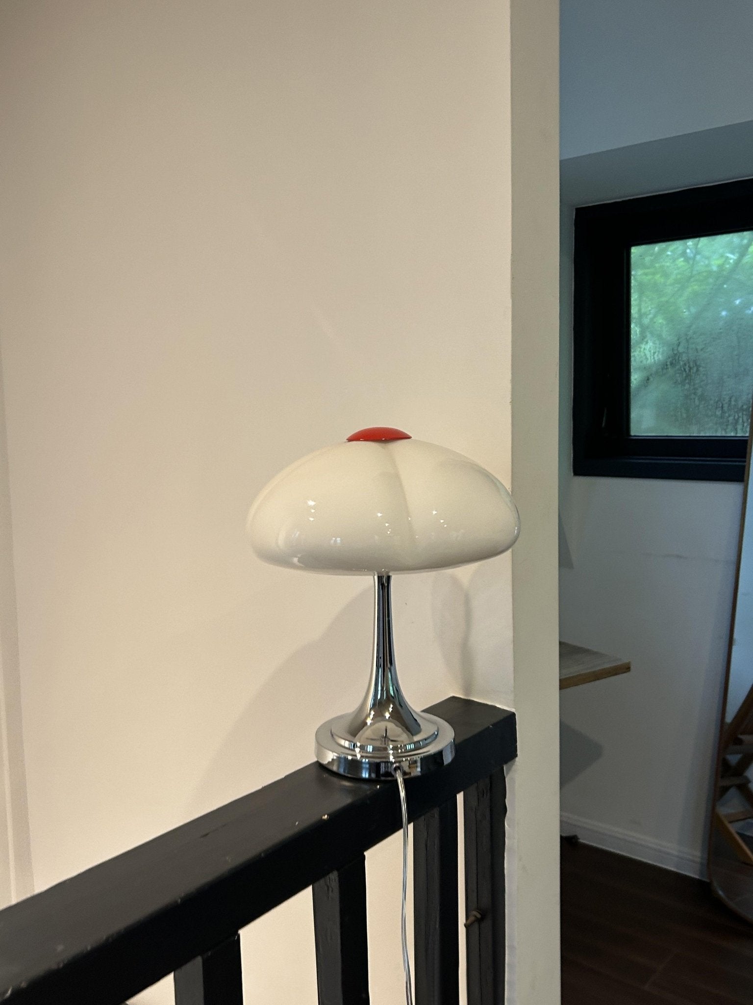 Modern Flower Petal Glass Table Lamp Contemporary Chrome Accent Light for Bedroom and Living Room