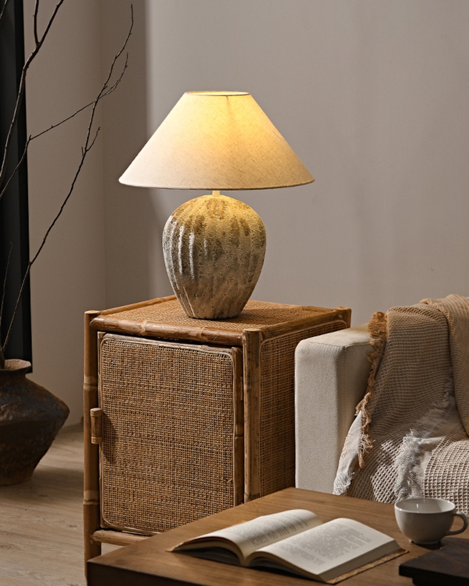 modern-bulbous-ceramic-table-lamp-with-pleated-fluted-texture-and-fabric-shade