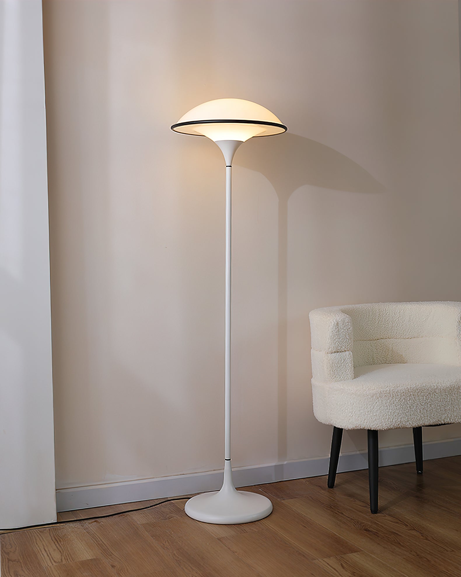 Fontana Modern Standing Lamp with Saucer Shade and Metal Pole for Ambient Lighting