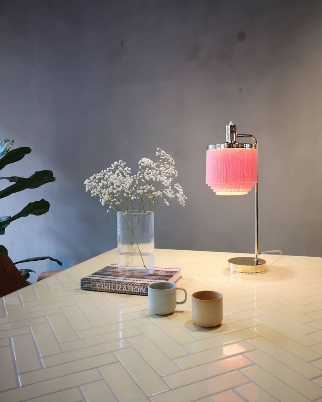 modern-nordic-tassel-fringe-table-lamp-with-pink-skirt-and-copper-metal-base