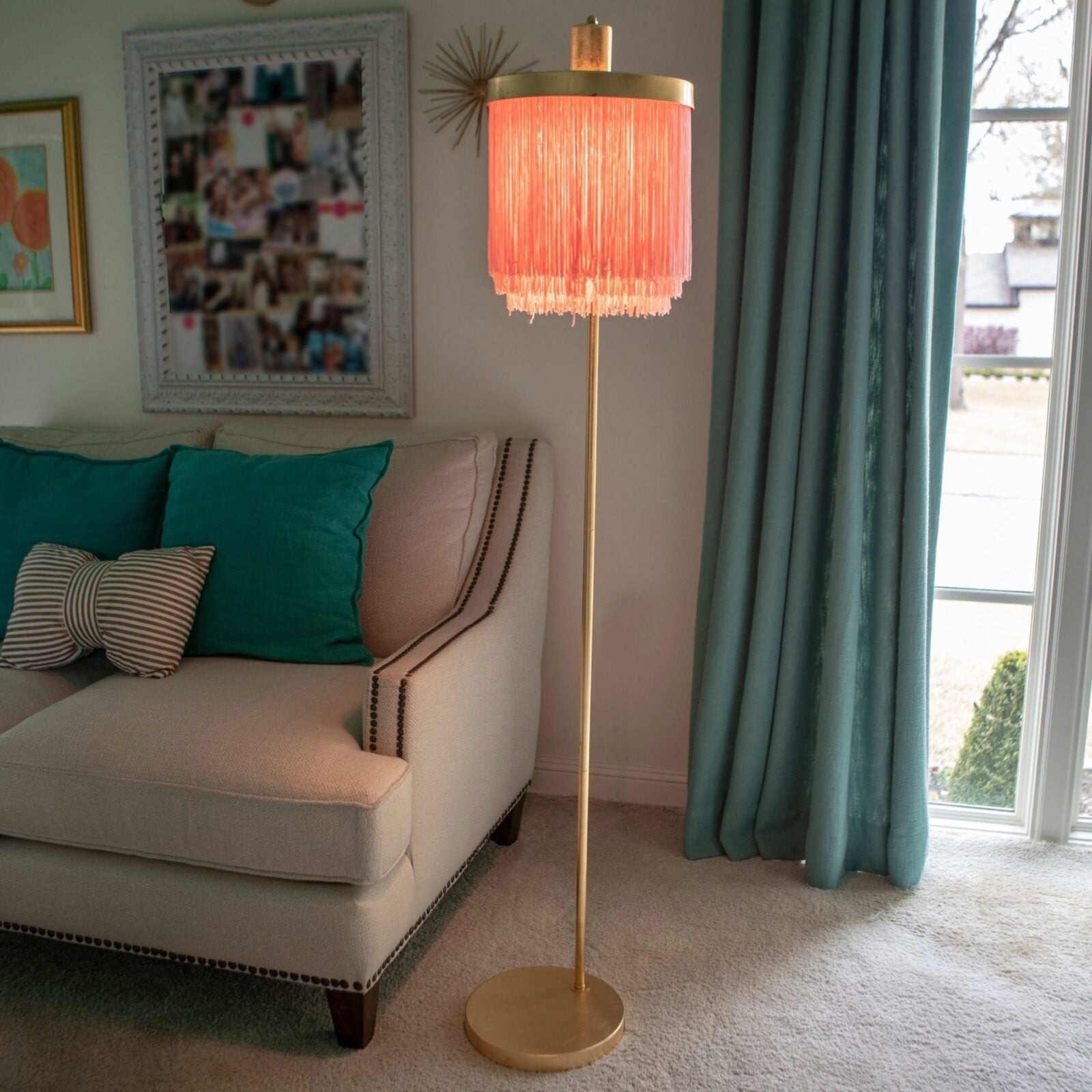 modern-nordic-tassel-fringe-table-lamp-with-pink-skirt-and-copper-metal-base