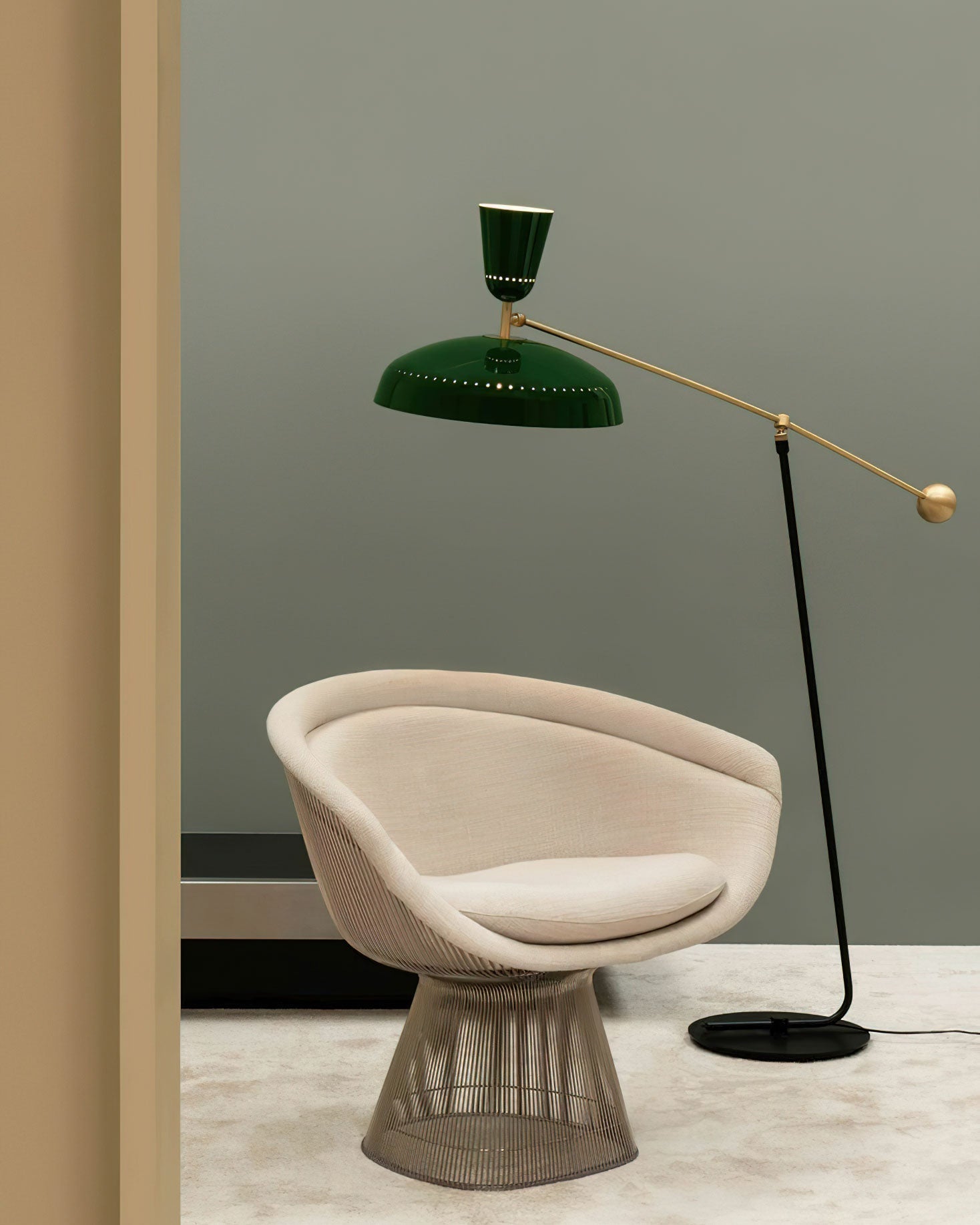 G1 Modern Brass Reading Floor Lamp with Dual Light Source and Adjustable Shade