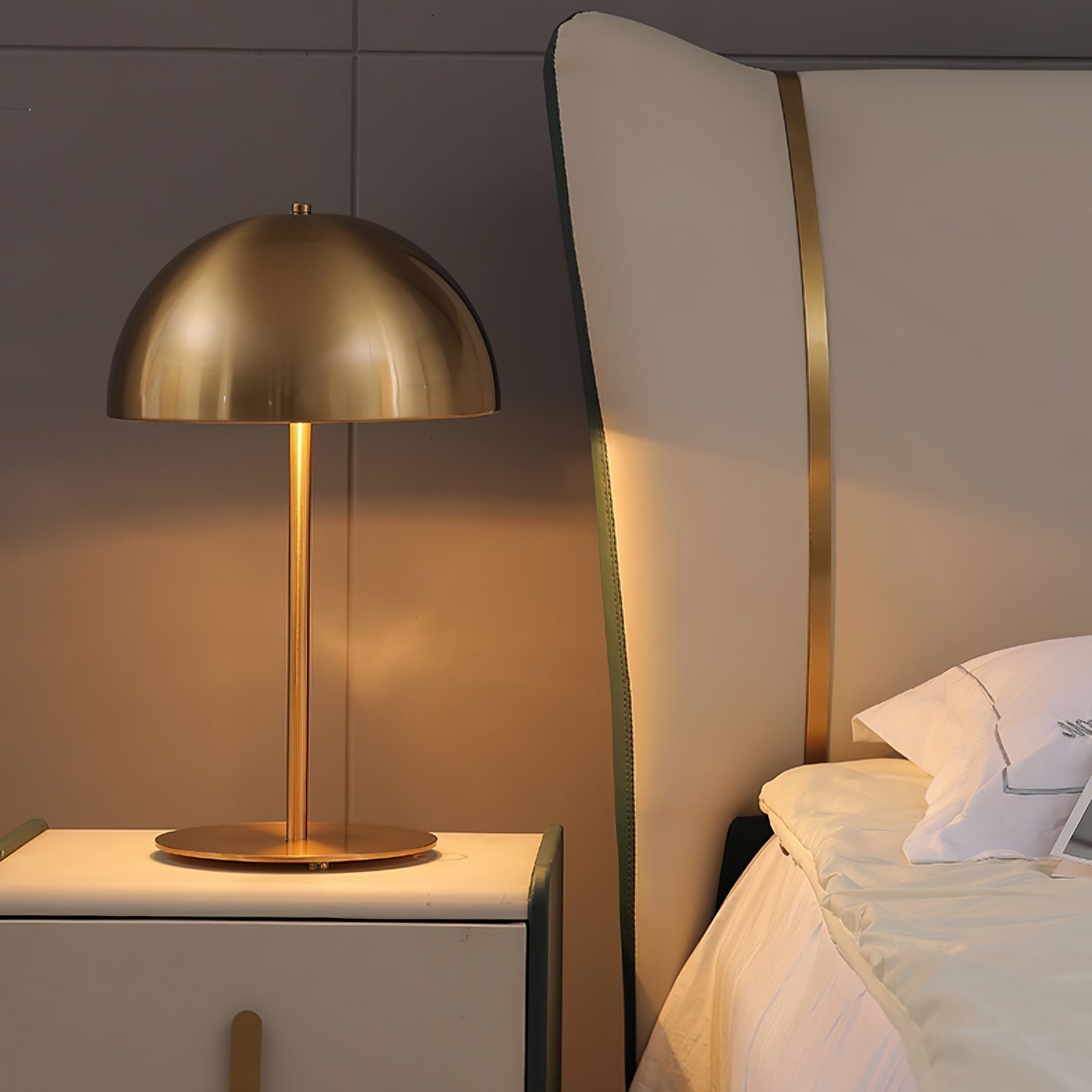 Modern Dome Metal Table Lamp Contemporary Mushroom Style Nightstand Light for Bedroom and Office