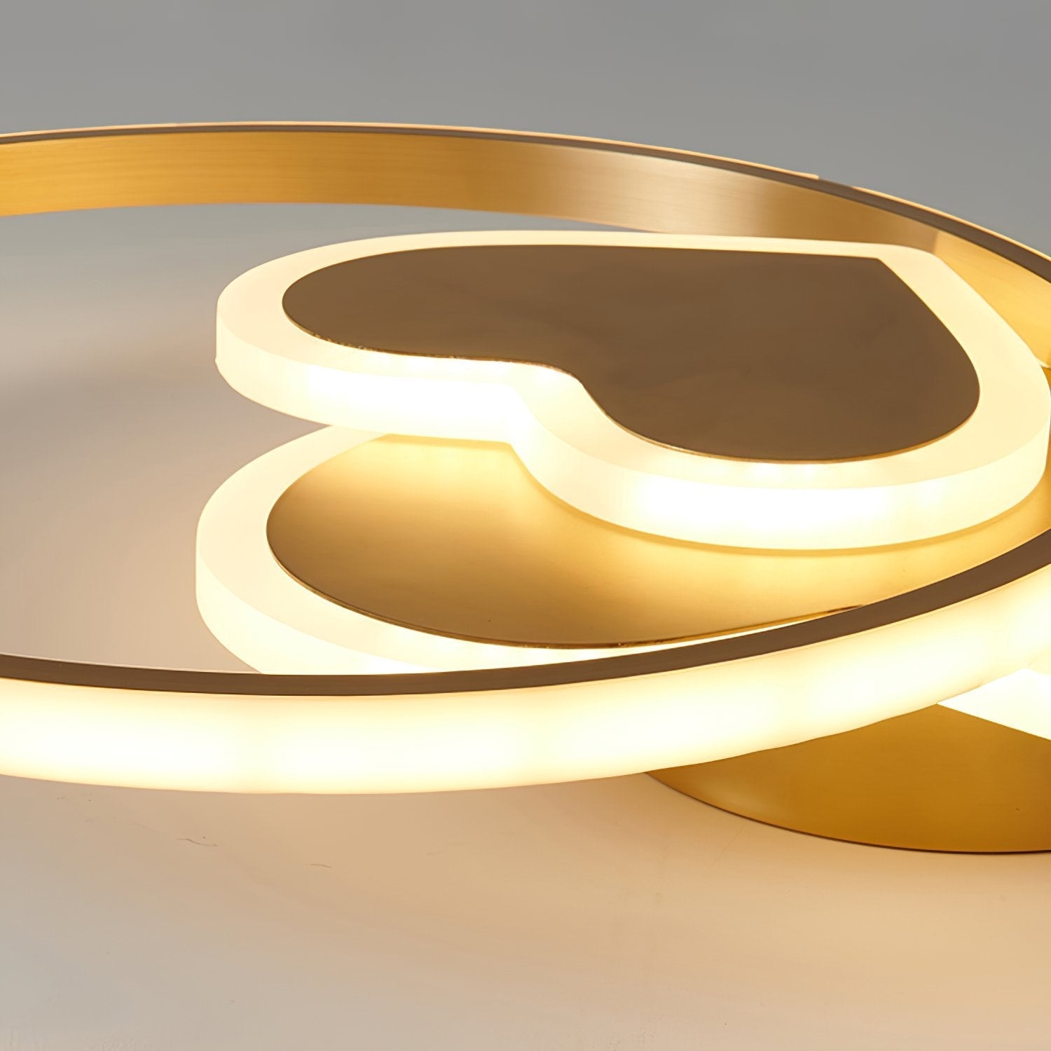 modern-gold-heart-shaped-acrylic-led-flush-mount-ceiling-lighting-fixture