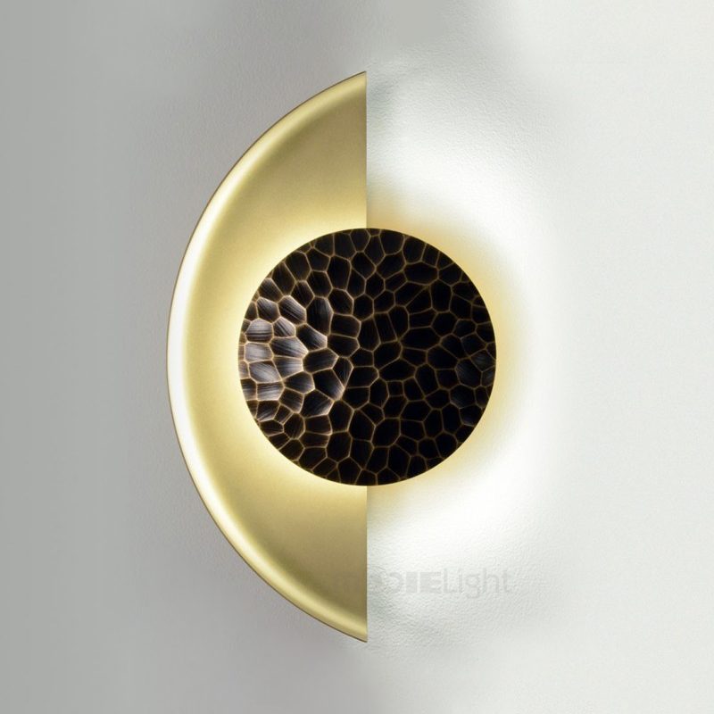 modern-helix-crescent-led-wall-sconce-textured-bronze-shield-light-in-gold-finish