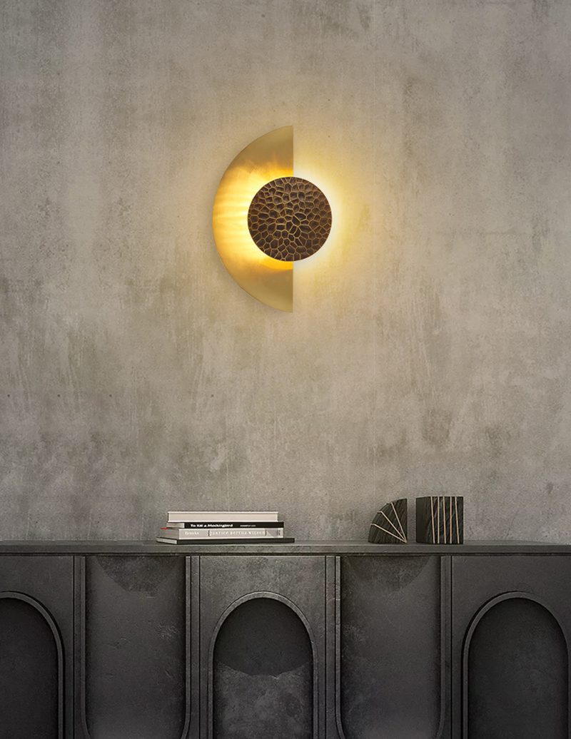modern-helix-crescent-led-wall-sconce-textured-bronze-shield-light-in-gold-finish