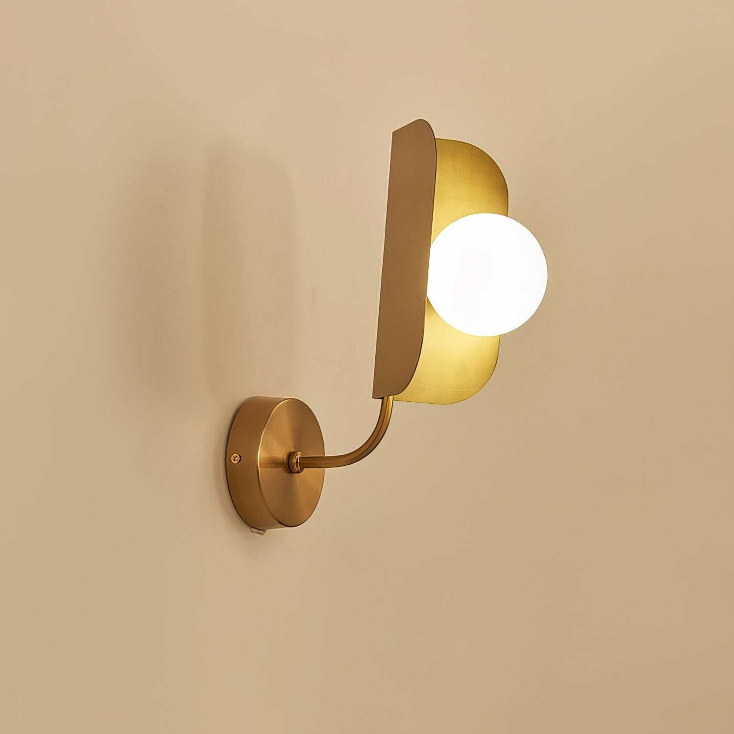 elegant-gold-heron-wall-light-modern-metal-and-glass-g9-sconce-for-living-room-bedroom