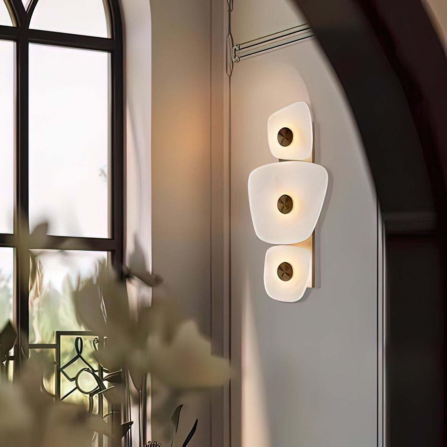 modern-alabaster-led-wall-sconce-luxury-gold-architectural-vanity-light