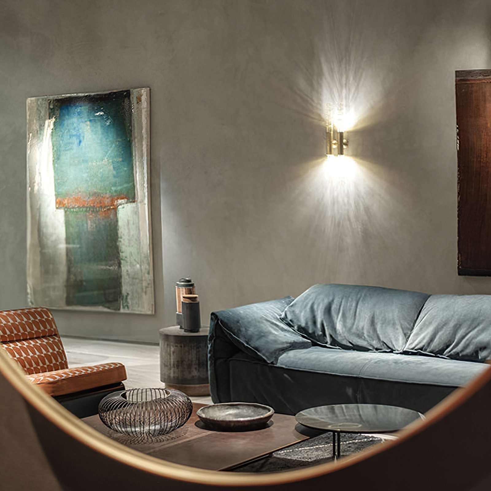 modern-gold-brass-hollow-tube-wall-sconce-hubble-vertical-indoor-lighting-fixture