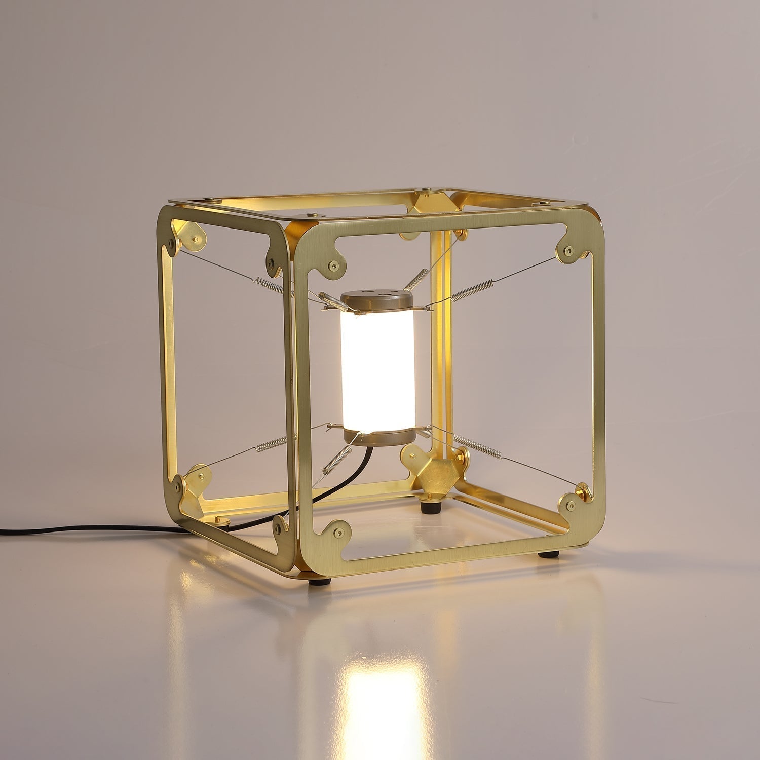 Modern Geometric Modular Cube Table Lamp with Adjustable LED Engine