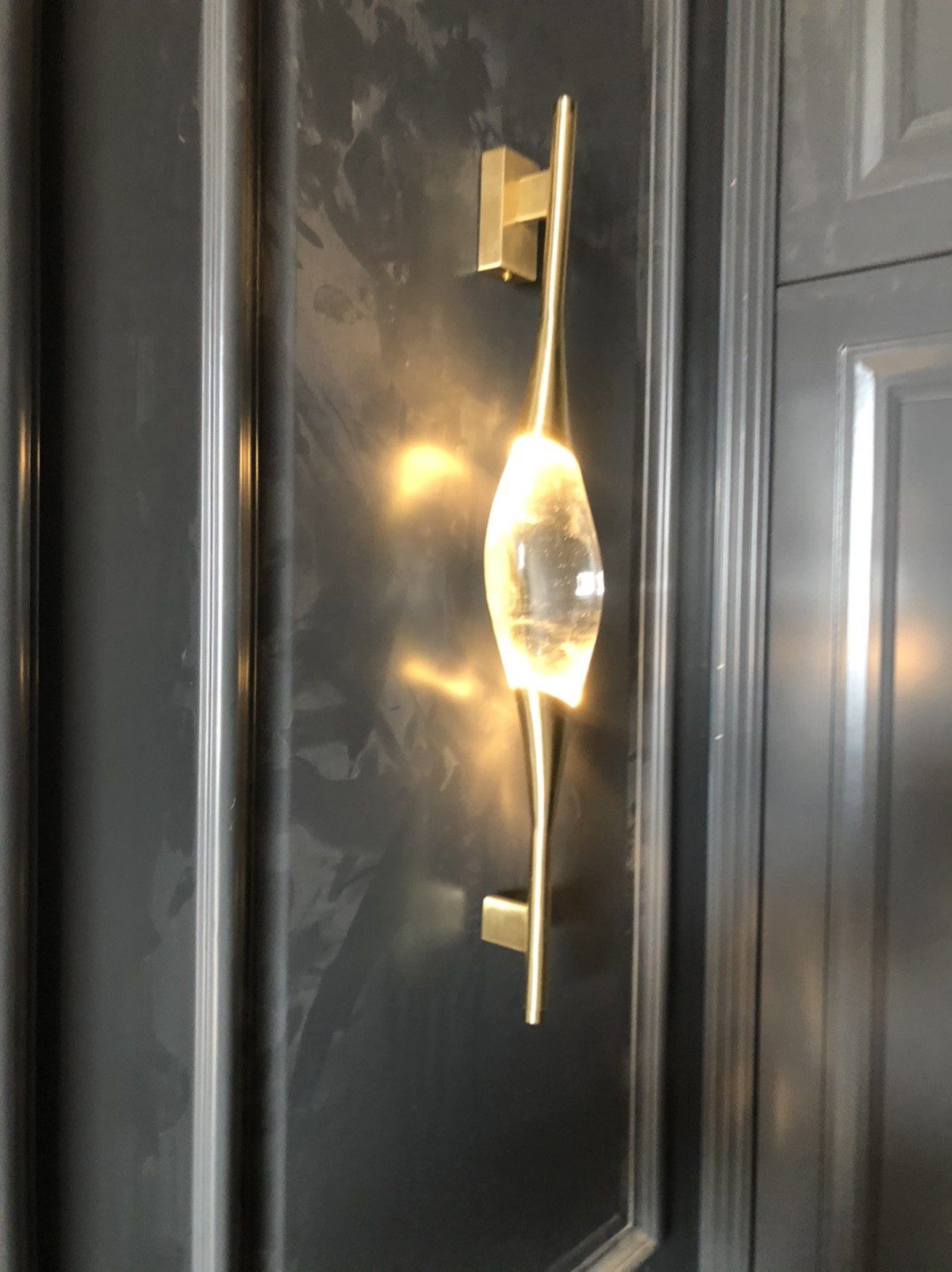 modern-female-figure-crystal-wall-lamp-elegant-brass-led-sconce-for-indoor-luxury-decor