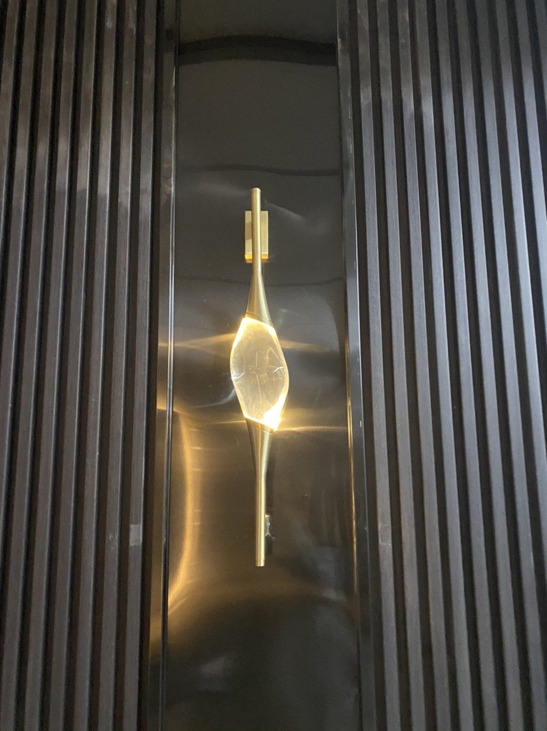 modern-female-figure-crystal-wall-lamp-elegant-brass-led-sconce-for-indoor-luxury-decor