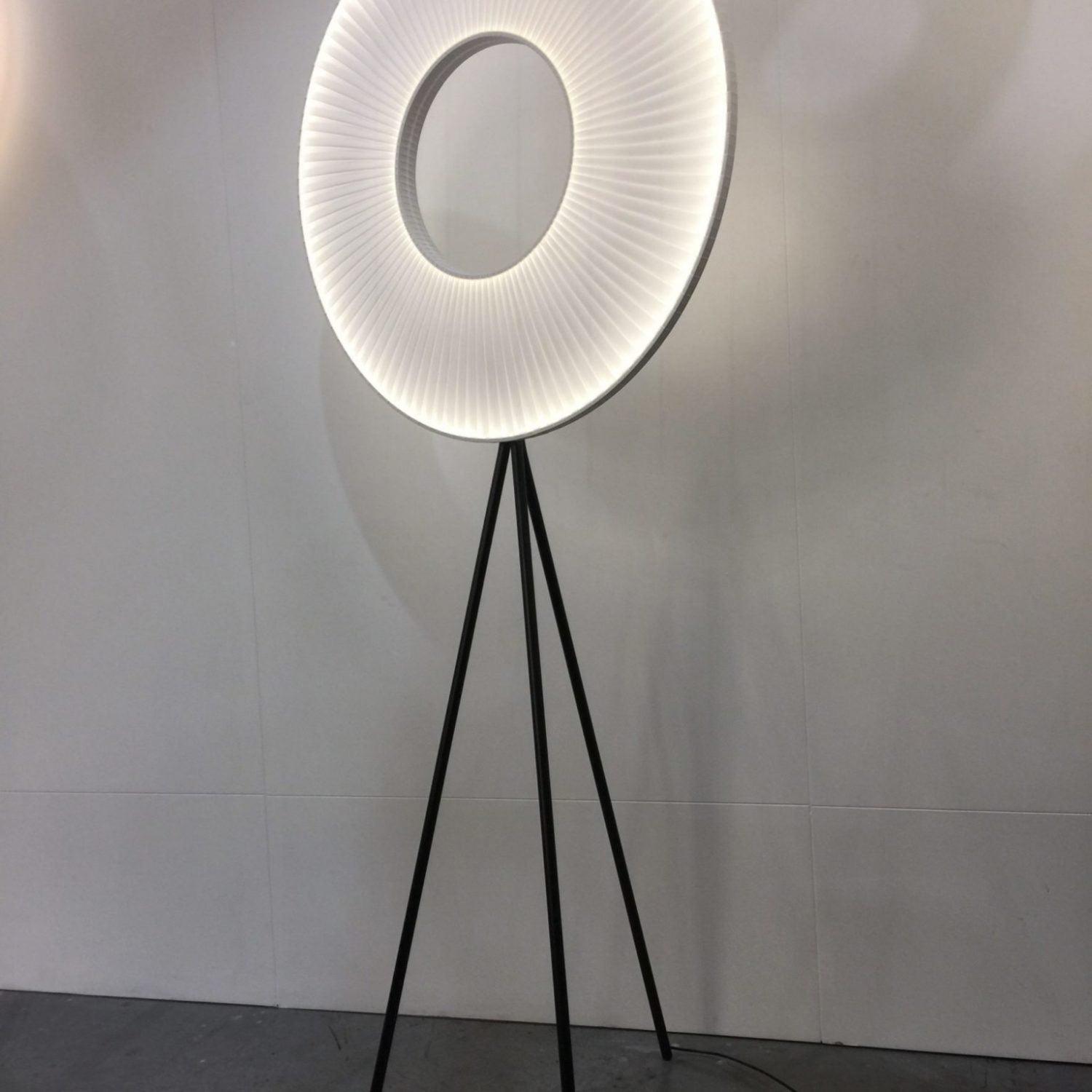 Modern Iris LED Floor Lamp with White Fabric Shade and Adjustable Color Temperatures