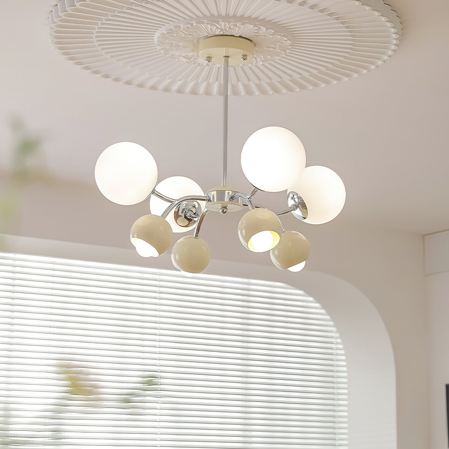 modern-cream-glass-globe-sputnik-chandelier-for-living-room-and-dining-space