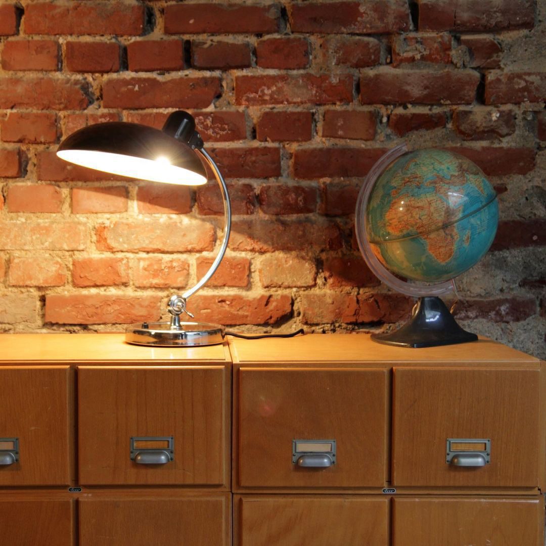 modern-bauhaus-style-metal-table-lamp-elegant-geometric-desk-light-for-office