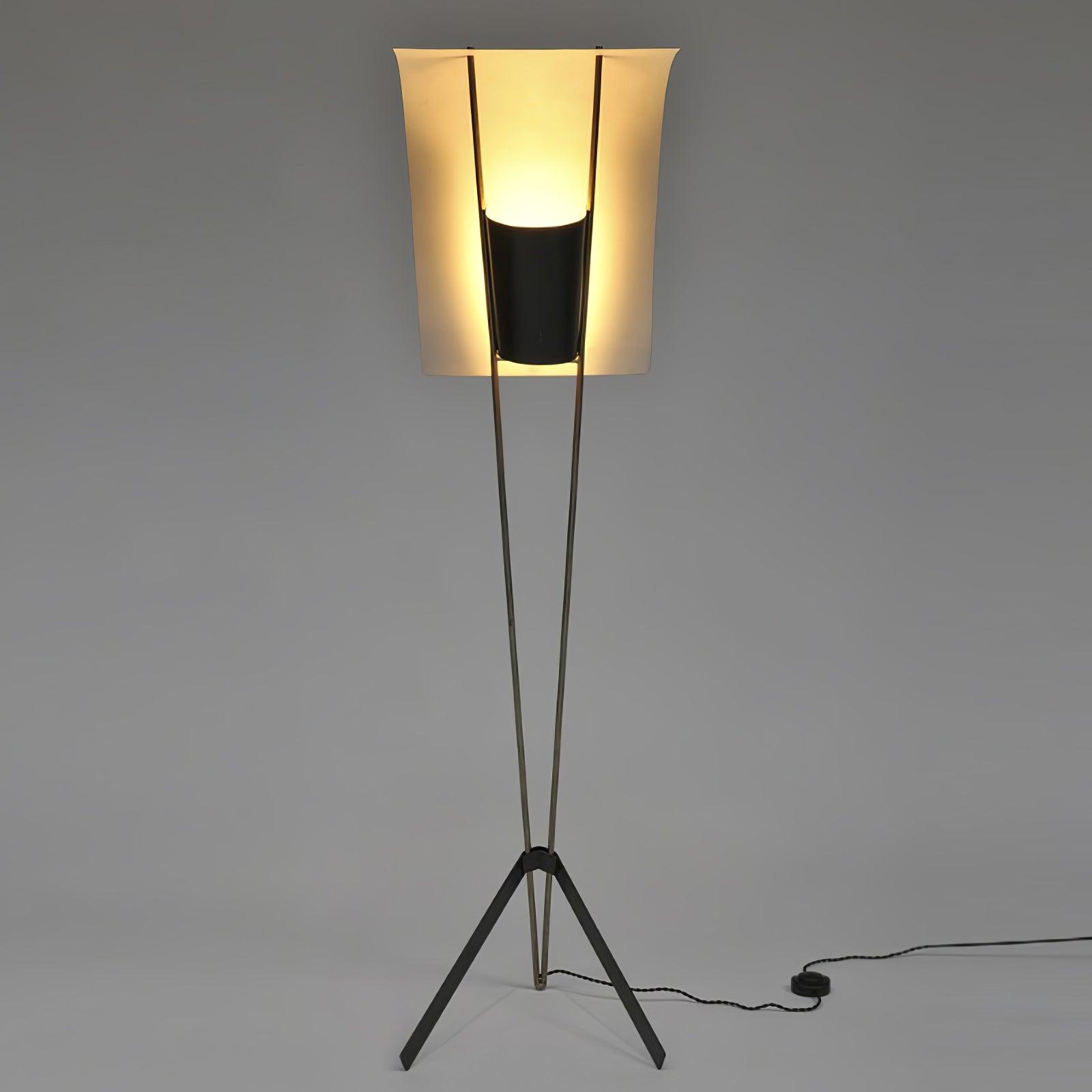Modern Kite LED Floor Lamp Sculptural Reading Light for Living Room and Bedroom