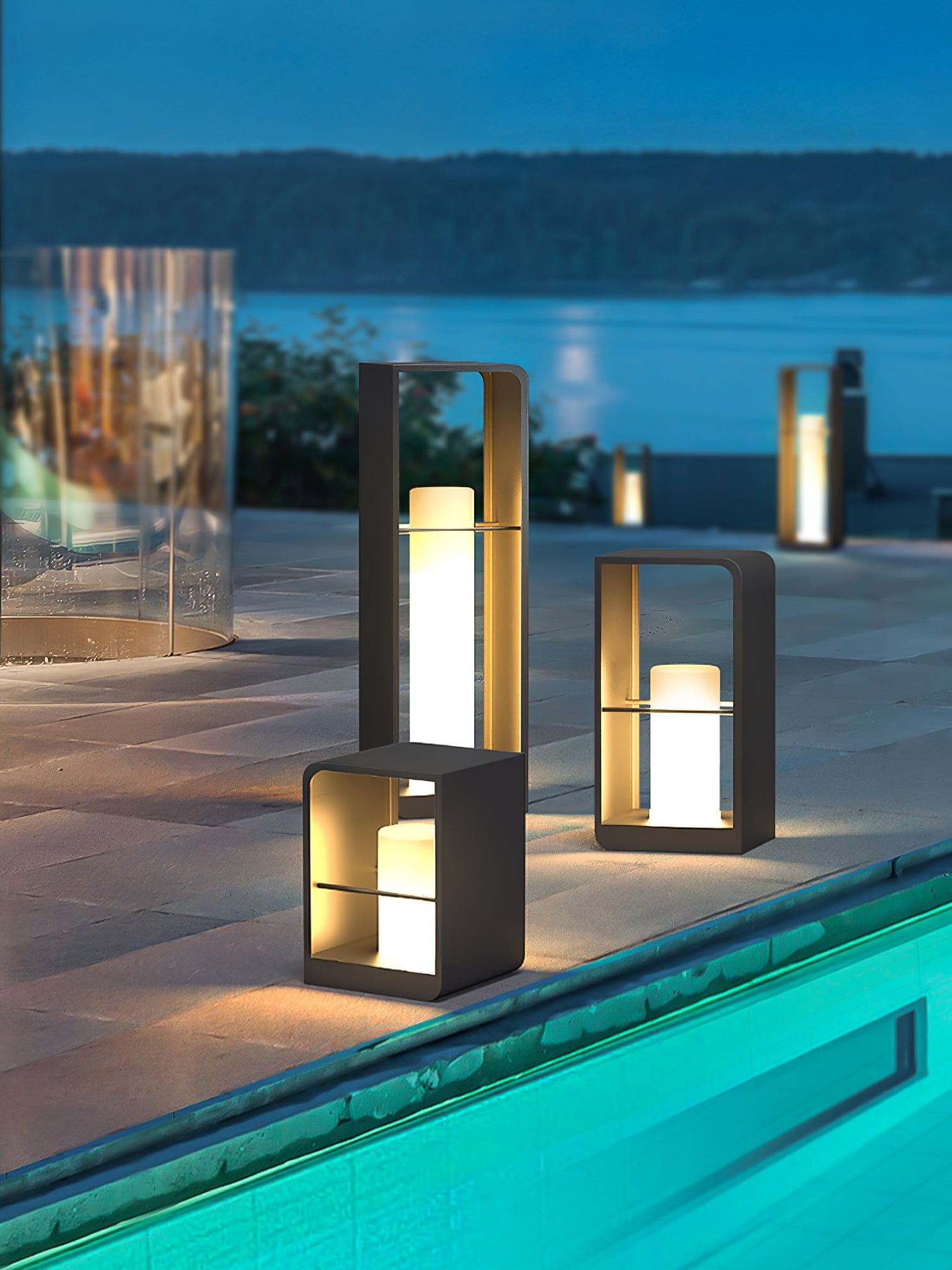 Modern LED Garden Lantern Outdoor Post Light Waterproof Exterior Landscape Path Lamp