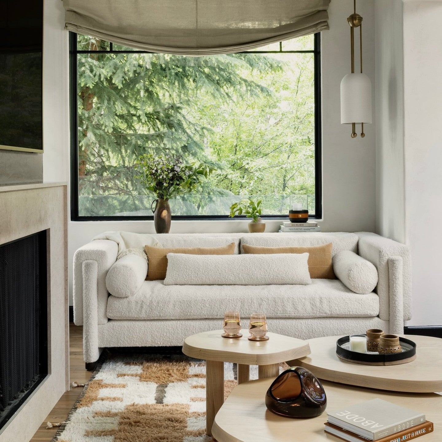 modern-ribbed-glass-lantern-pendant-lamp-for-dining-room-and-kitchen-island