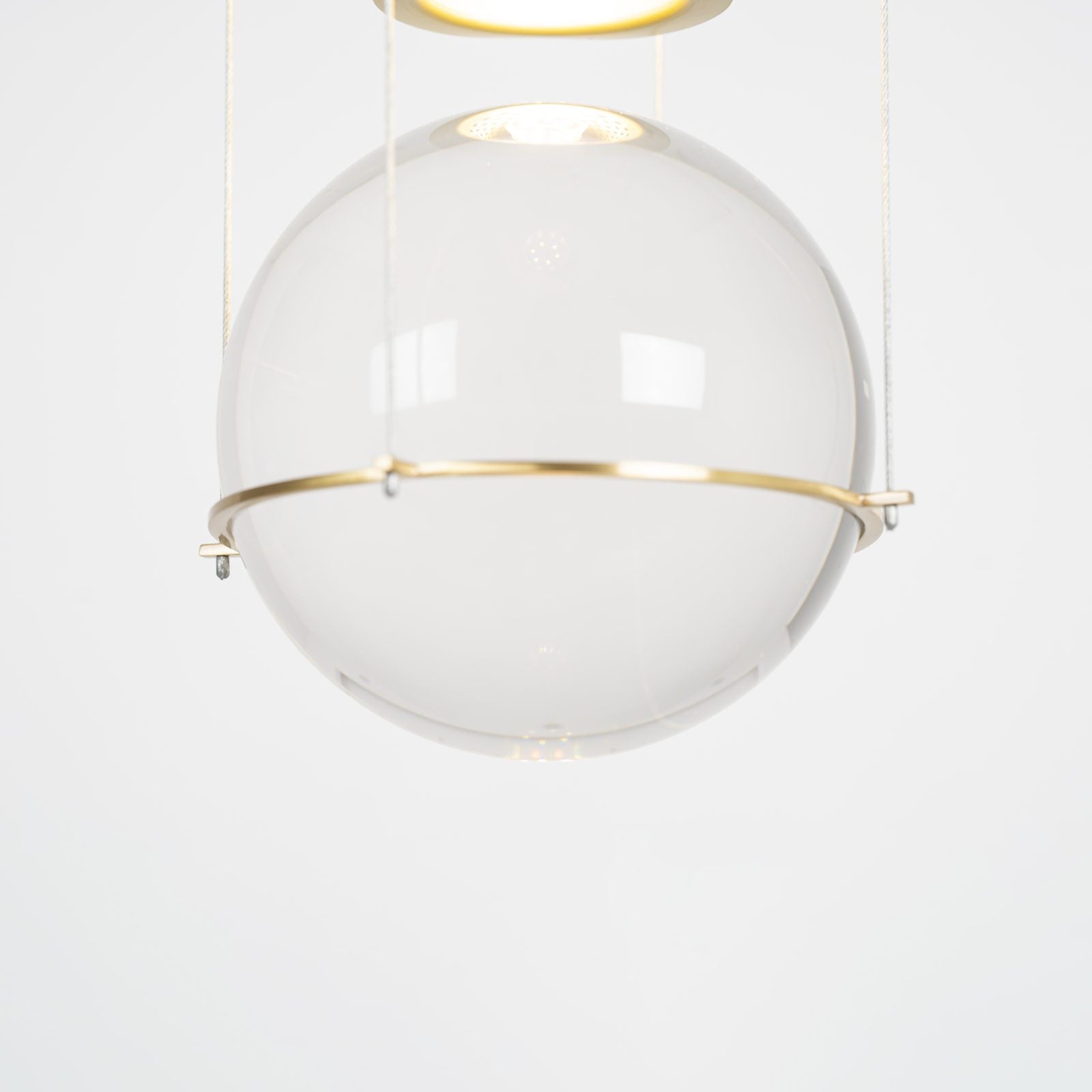 modern-glass-crystal-pendant-light-gold-chandelier-with-cylindrical-reflector-and-spherical-element-design