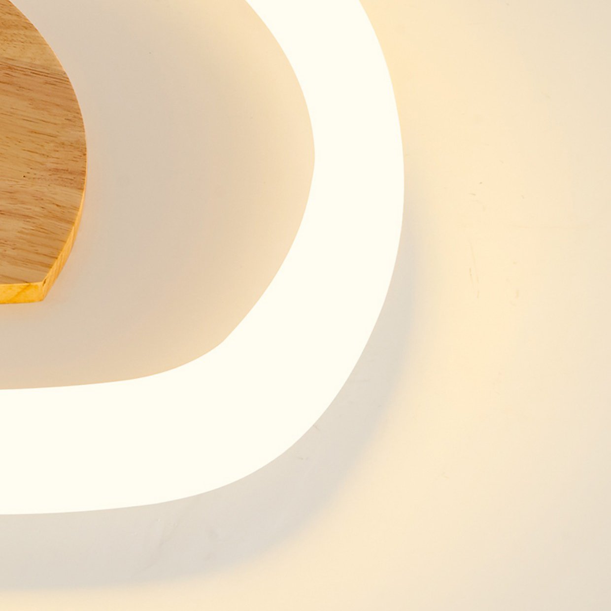 modern-triangle-wood-led-ceiling-light-geometric-flush-mount-fixture