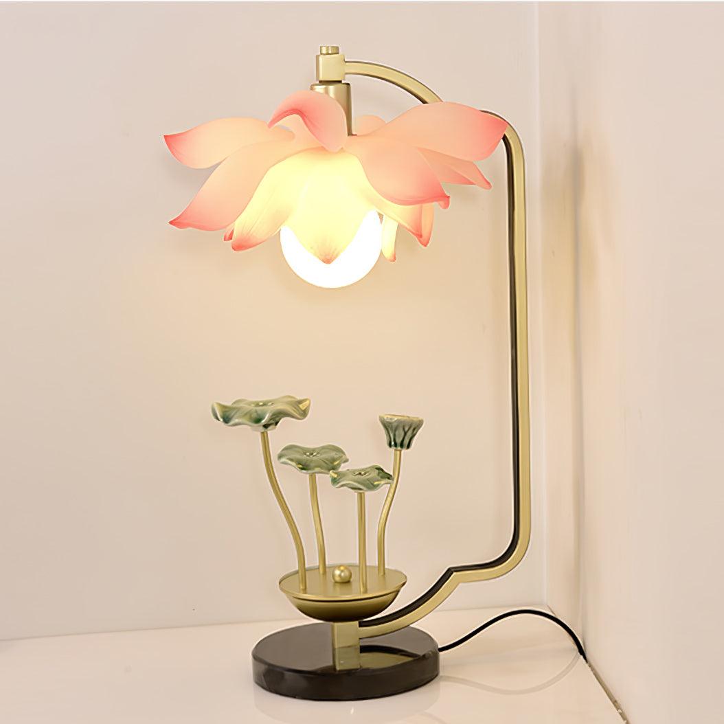 Elegant Lotus Bloom Floral Table Lamp with Resin and Ceramic Flowers