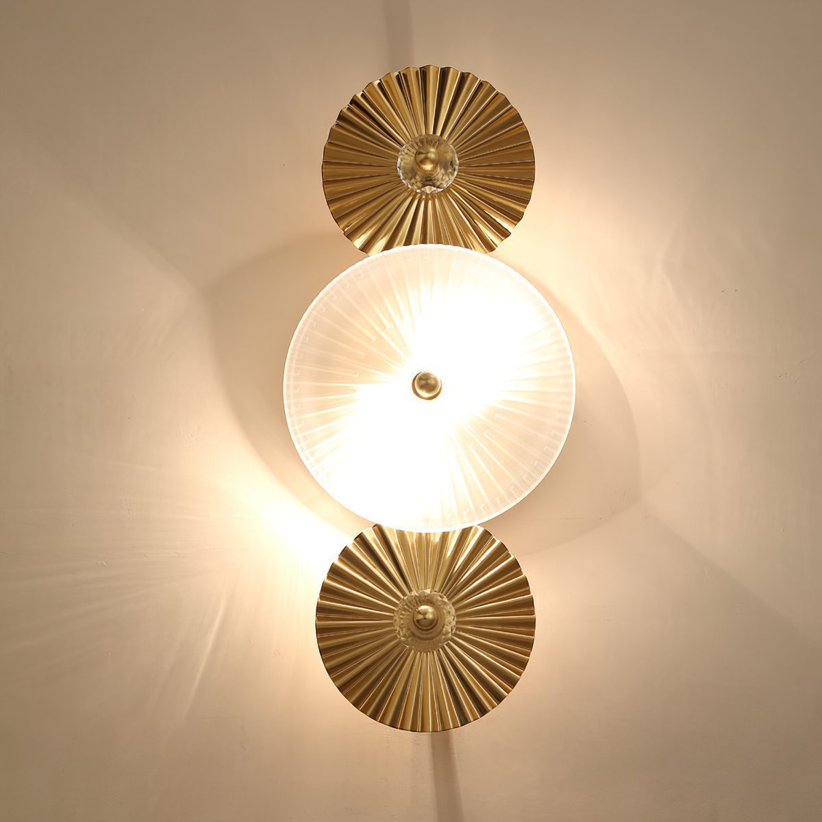 modern-gold-dual-disc-wall-sconce-with-frosted-glass-shade-and-mid-century-art-deco-design