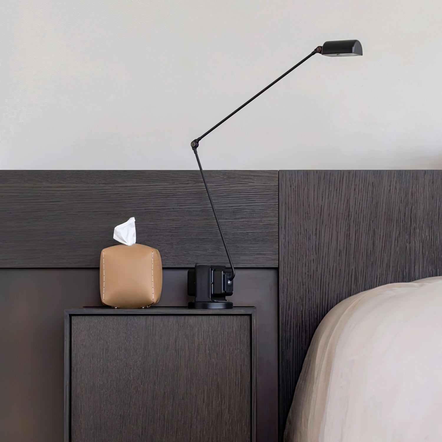 Dynamo Minimalist Adjustable LED Table Lamp Rotating Metal Desk Light for Modern Bedroom Office