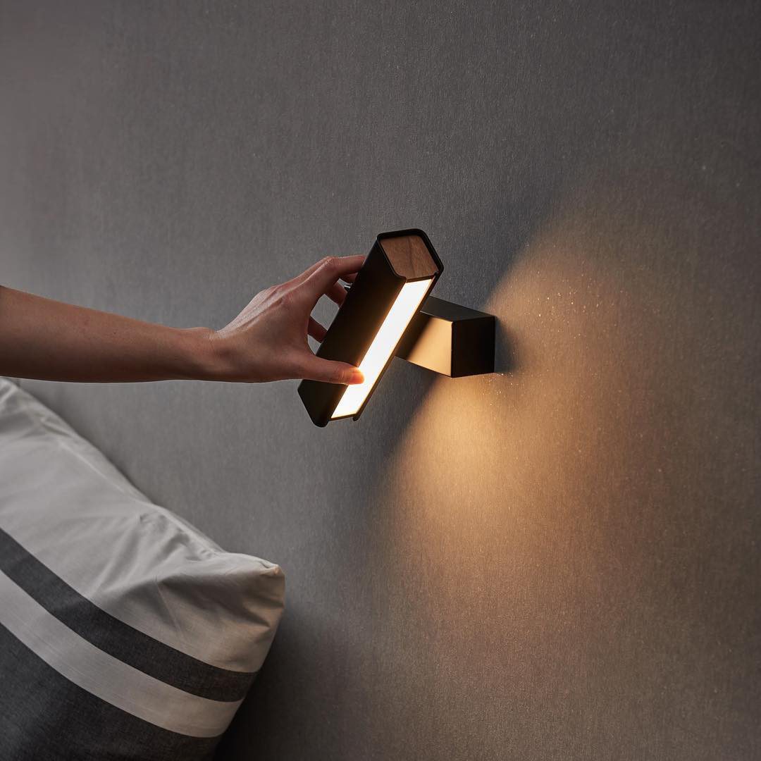 dimmable-round-wooden-led-sconce-modern-bedside-wall-lamp-for-home-decor