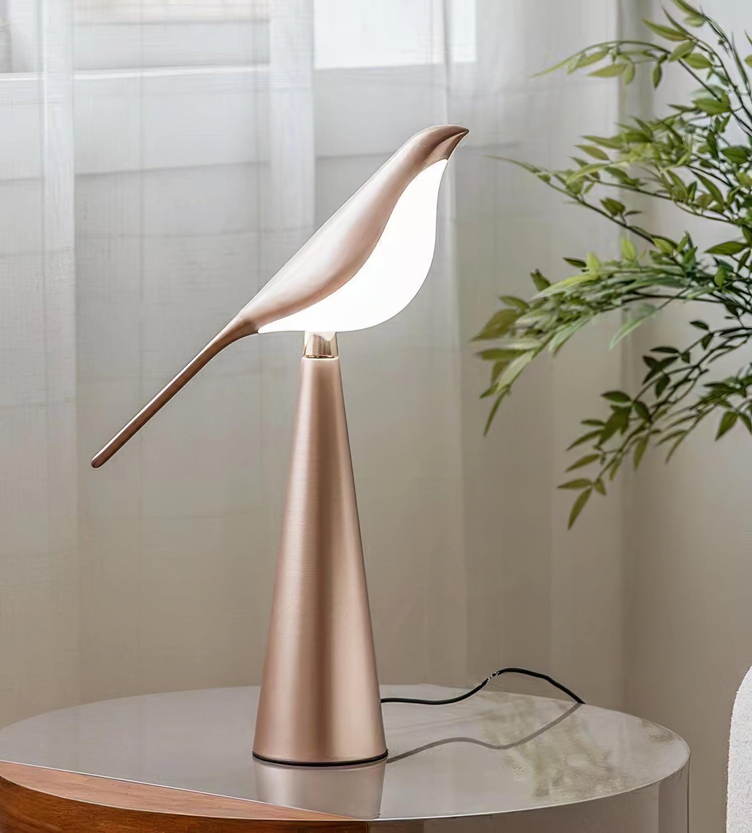 Modern Magpie Art Bird LED Table Lamp Elegant Task Lighting for Bedside and Office