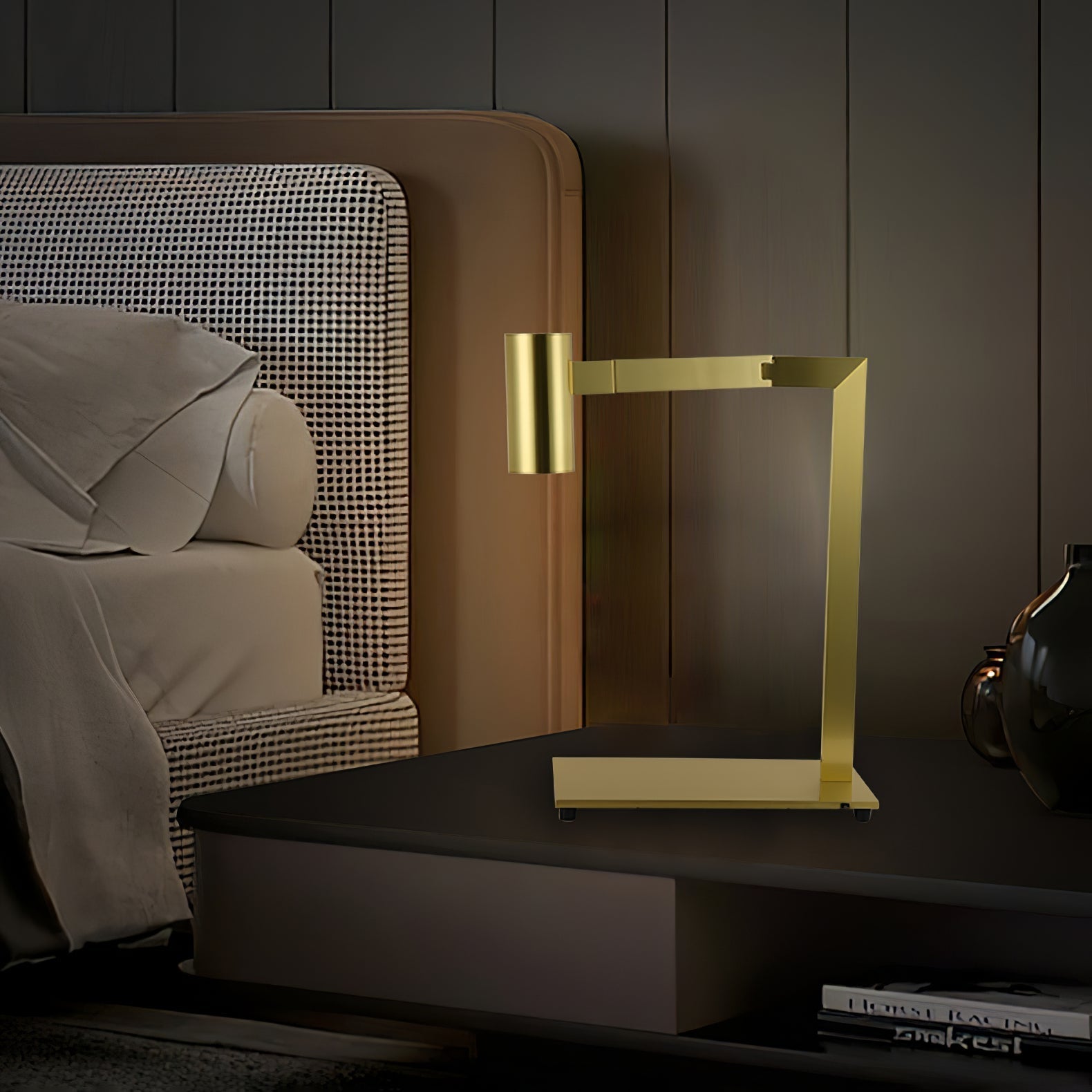 Modern Minimalist Circular LED Table Lamp with Integrated Lighting for Bedside and Desk
