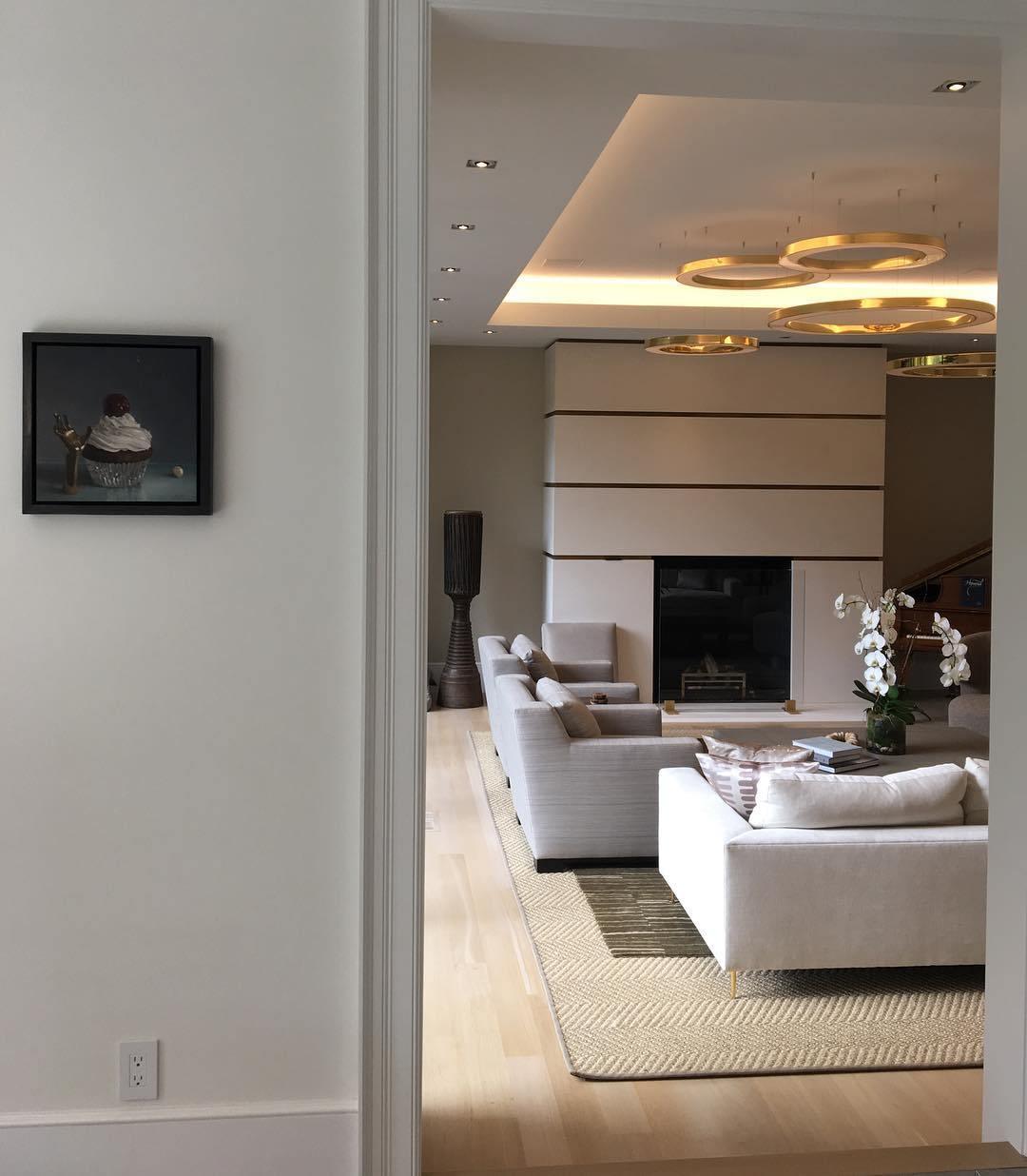 modern-led-circular-ring-pendant-light-minimalist-adjustable-ceiling-chandelier