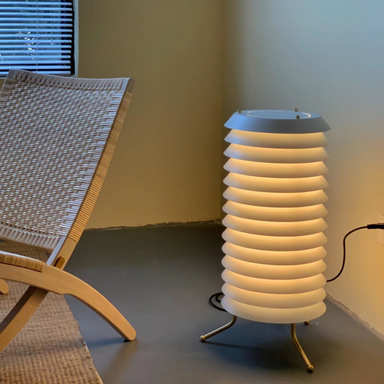 Architectural Baltic Tower Metal Desk Lamp Stacked Disk Design for Modern Bedroom